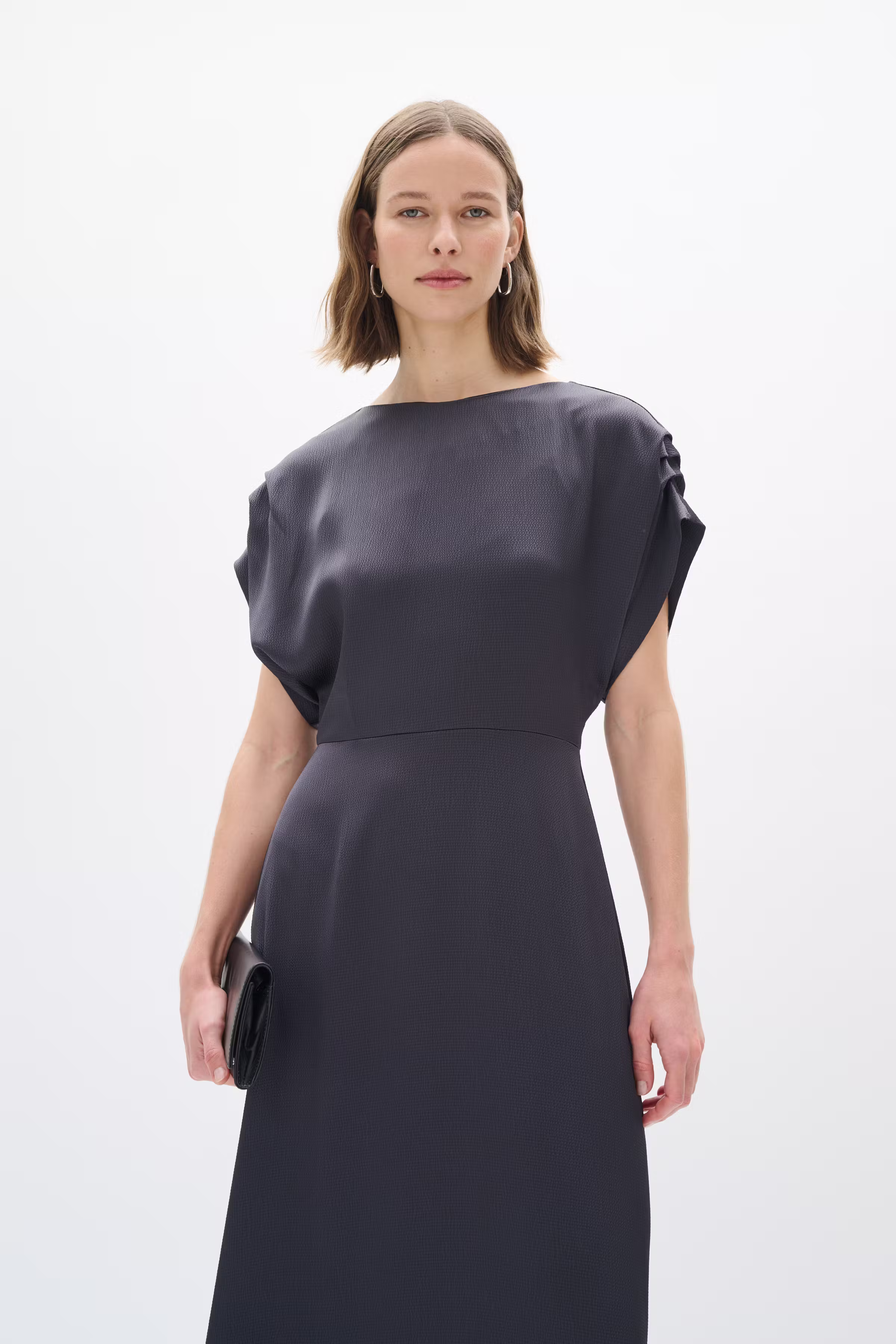 DakariIW Dress LOOKBOOK FRONT 30110837-193908