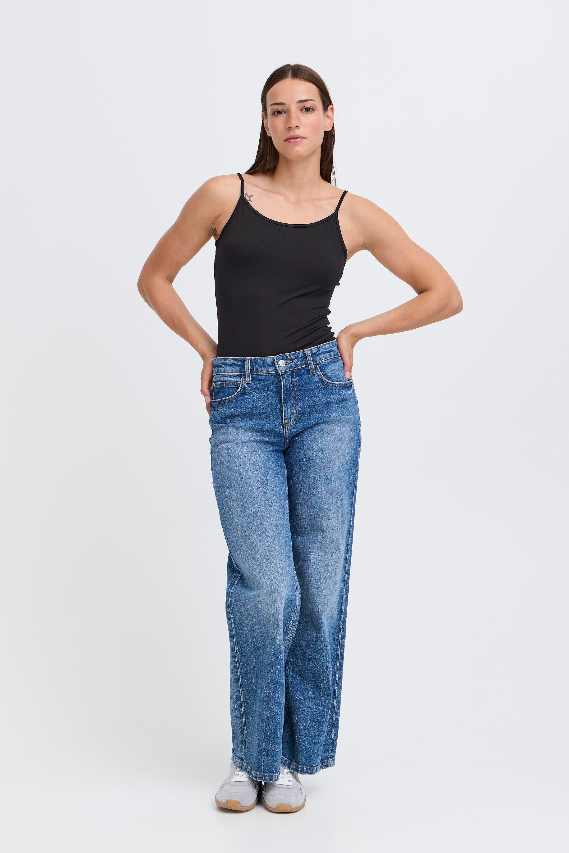 BYIANE Top LOOKBOOK FRONT 20805465-80001