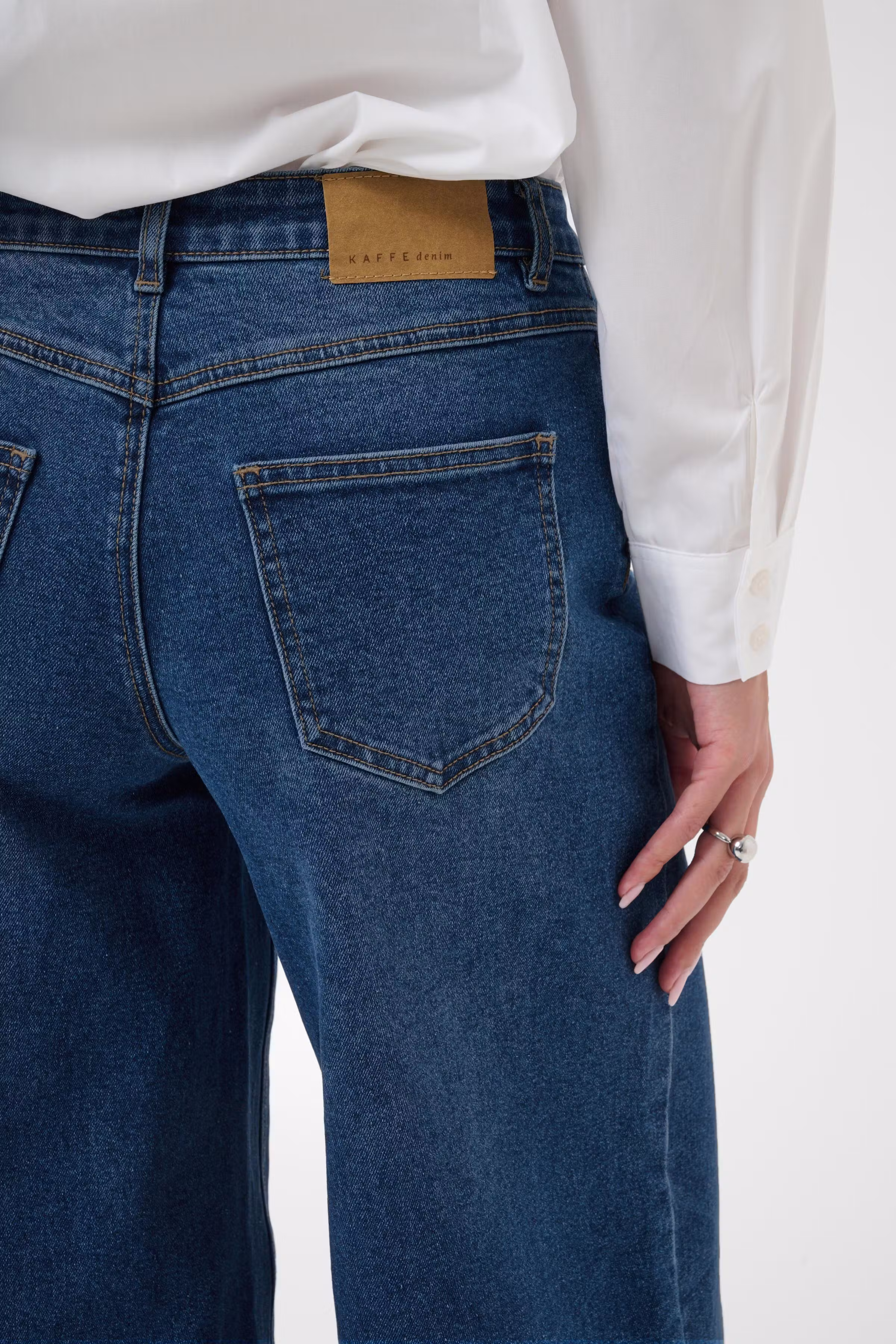 KArosalie Jeans LOOKBOOK DETAIL 10513242-1000959