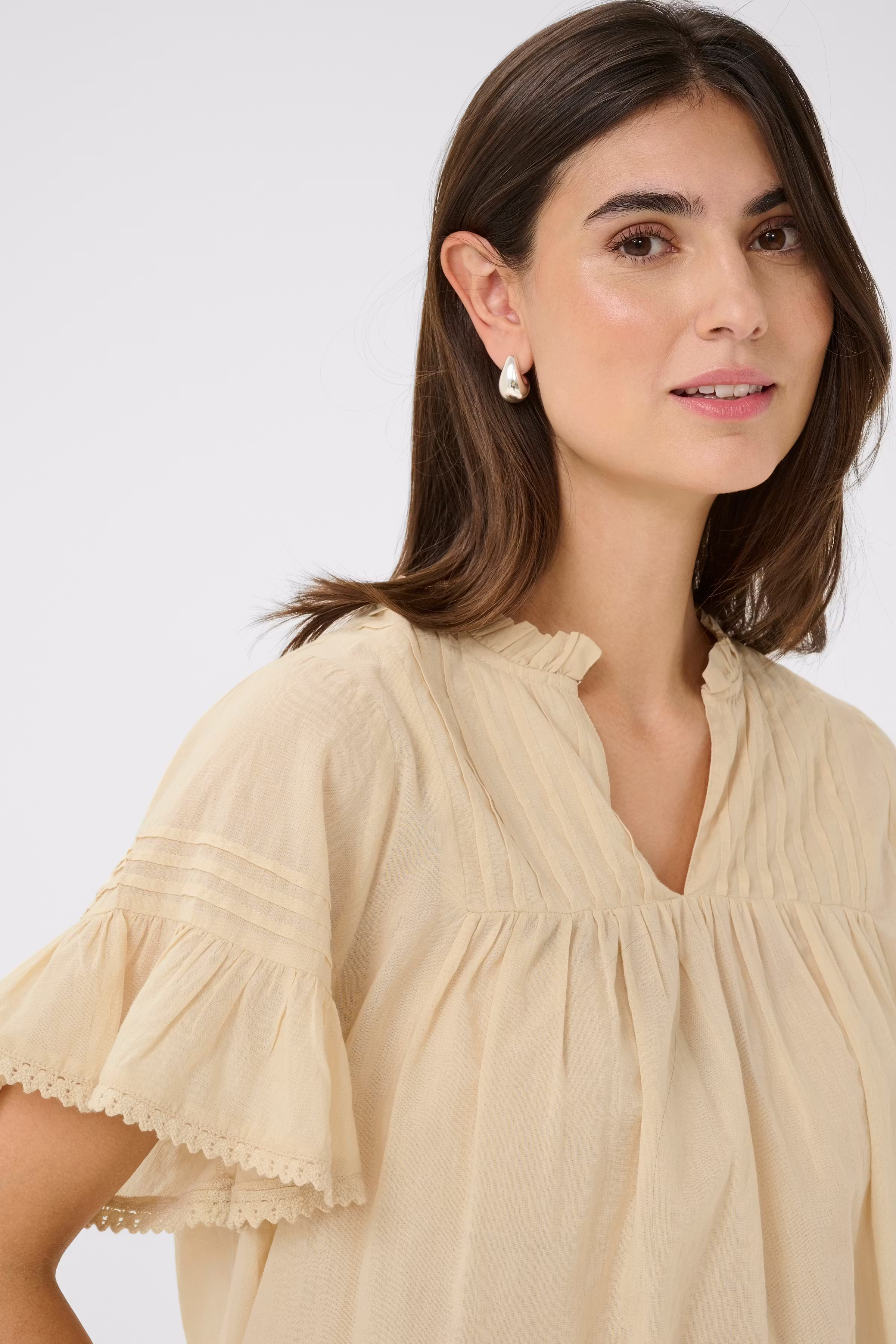 CUcybelle Bluse LOOKBOOK DETAIL 50111937-141209