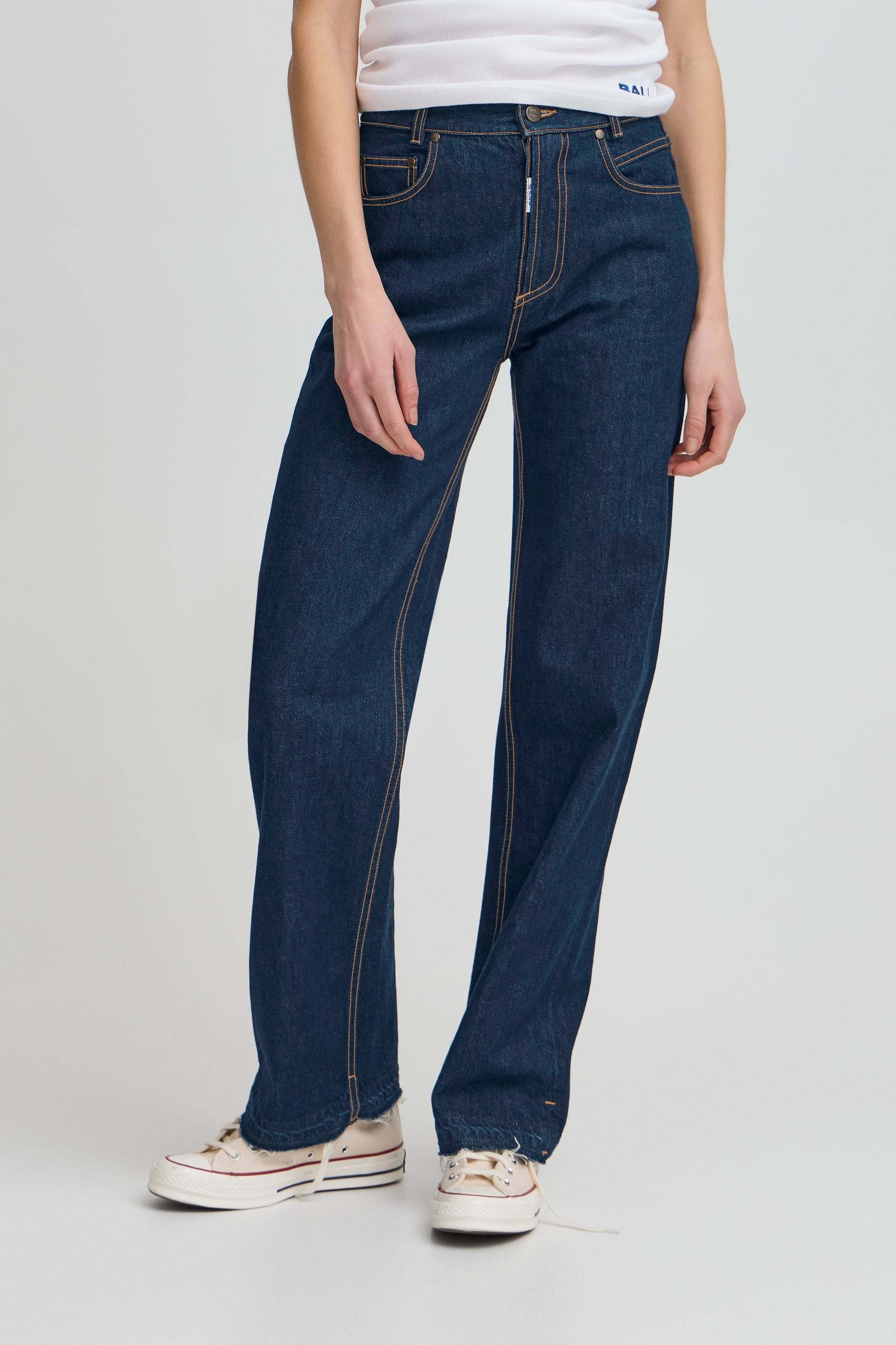 BASERENA Jeans LOOKBOOK FRONT 50405080-204027