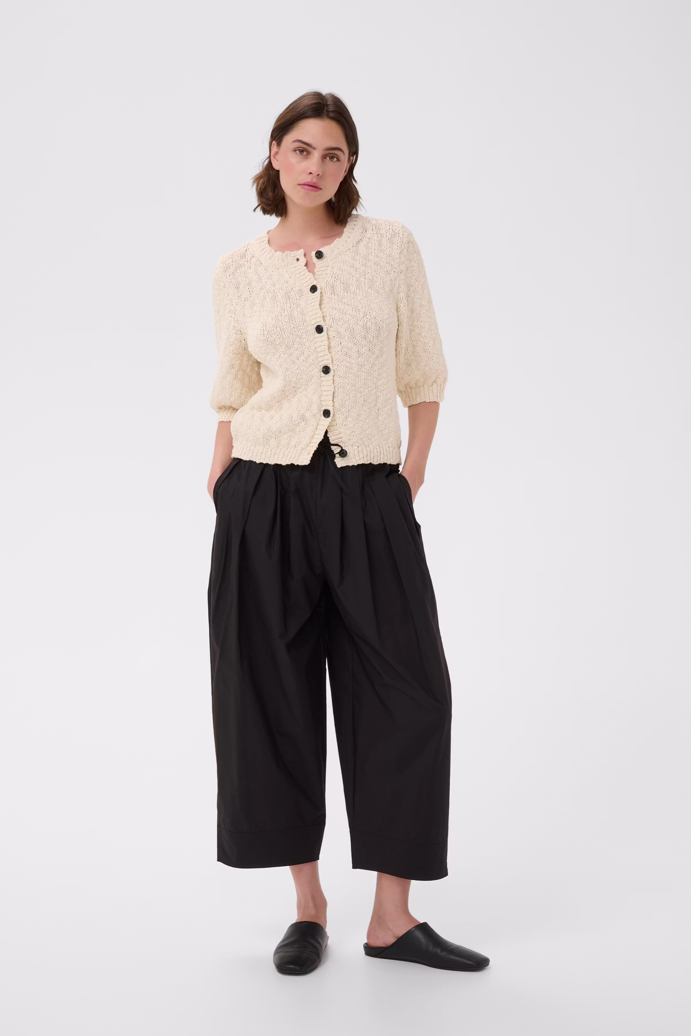 HAZEIW Trousers LOOKBOOK FRONT 30112711-194008