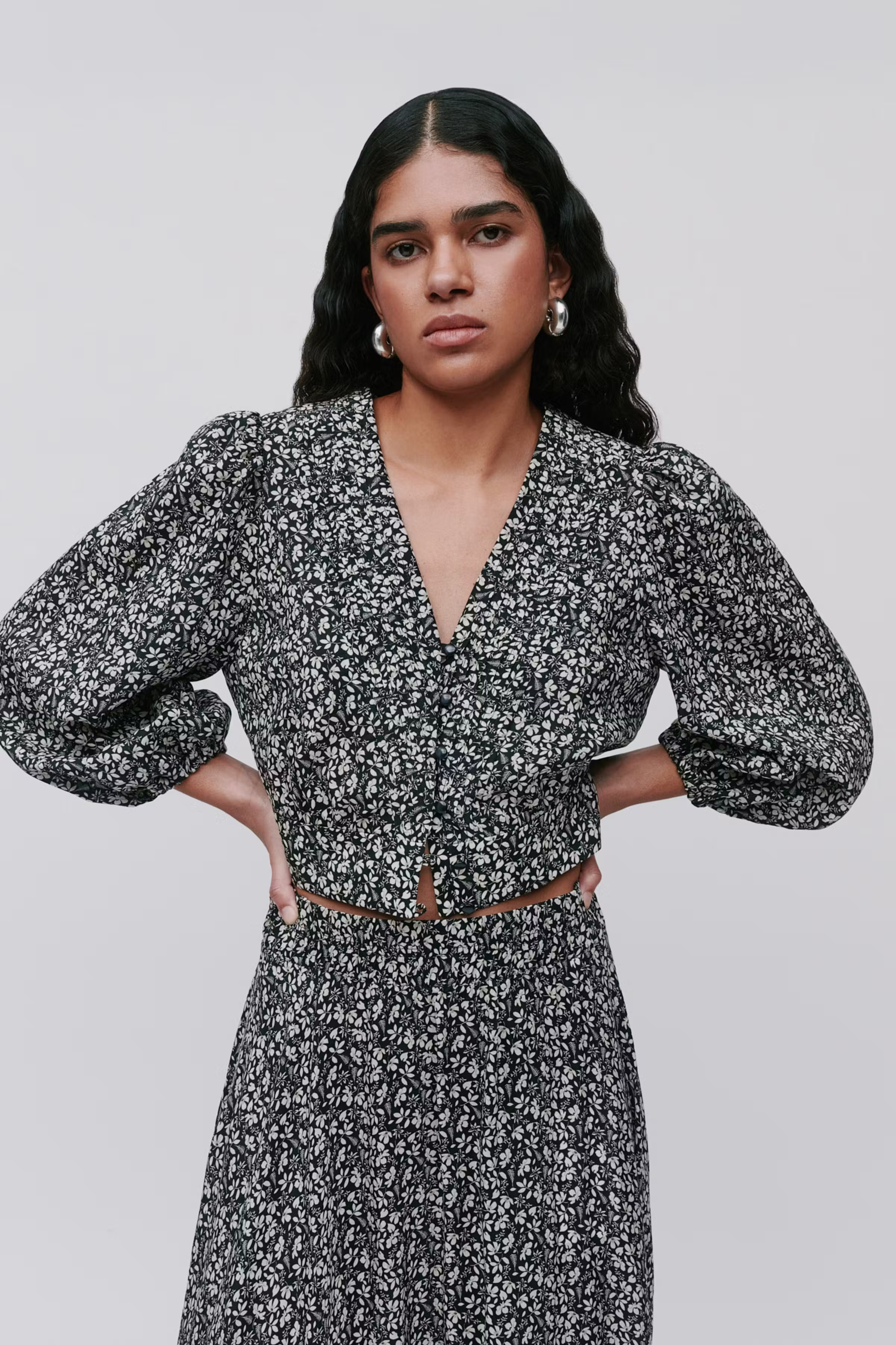 IOENRICA Bluse LOOKBOOK FRONT 30600478-MC2156