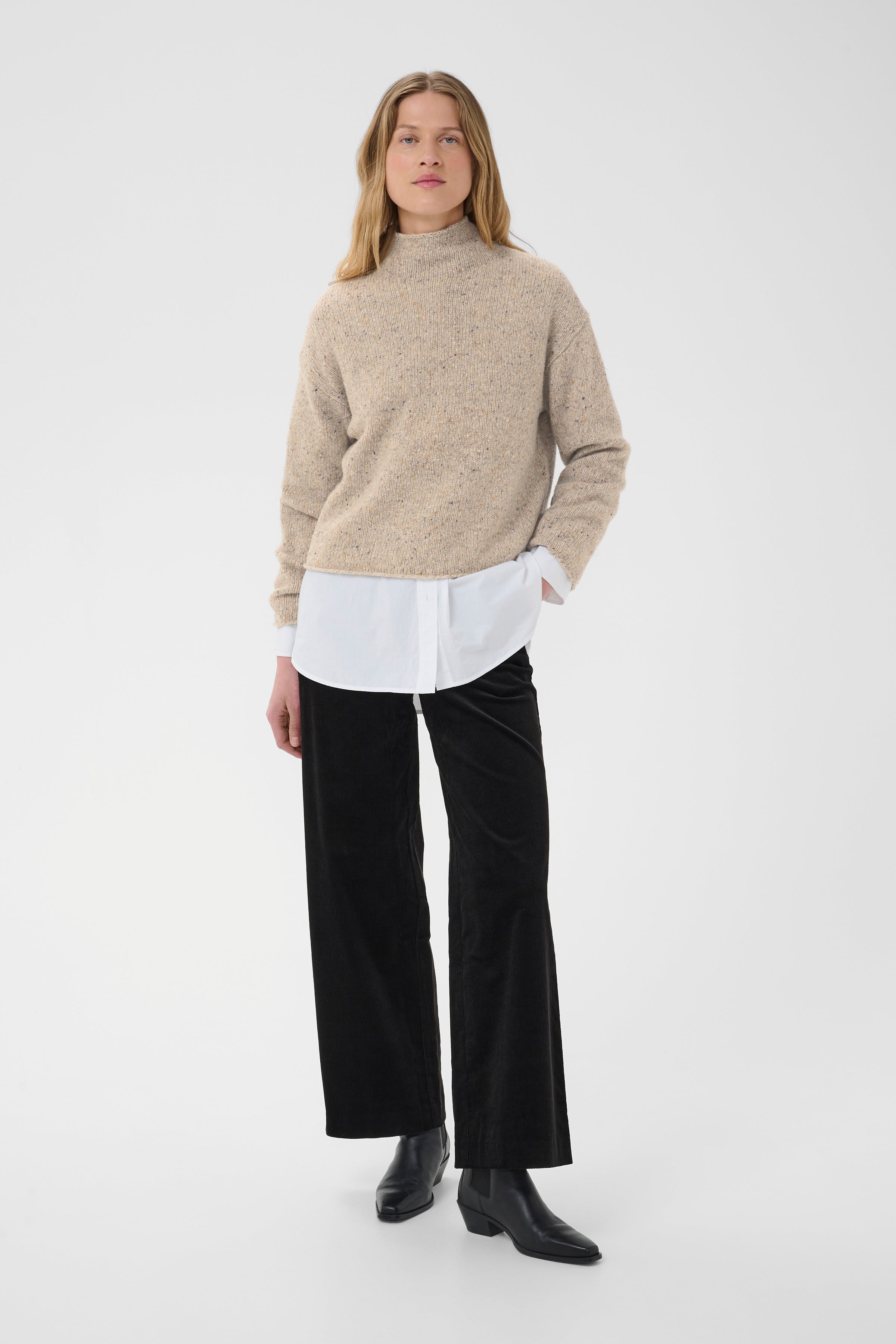 ChanellyPW Pullover LOOKBOOK FRONT 30310844-305371