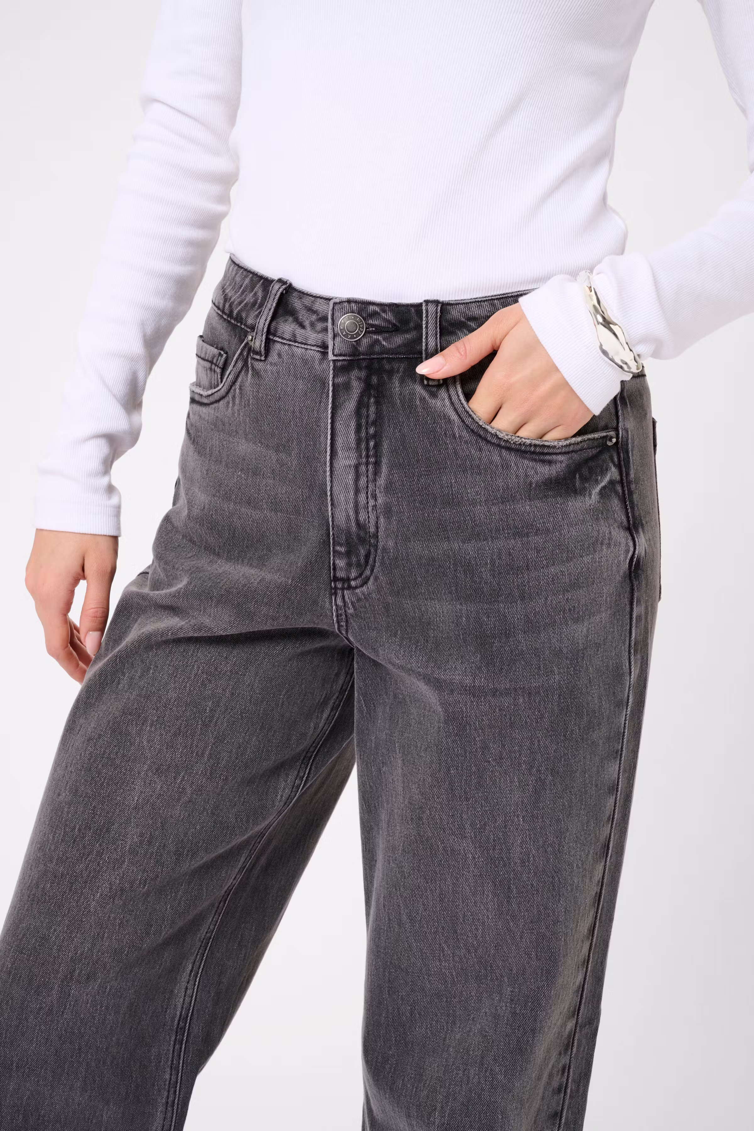 KAmeadow Jeans LOOKBOOK DETAIL 10510712-108531