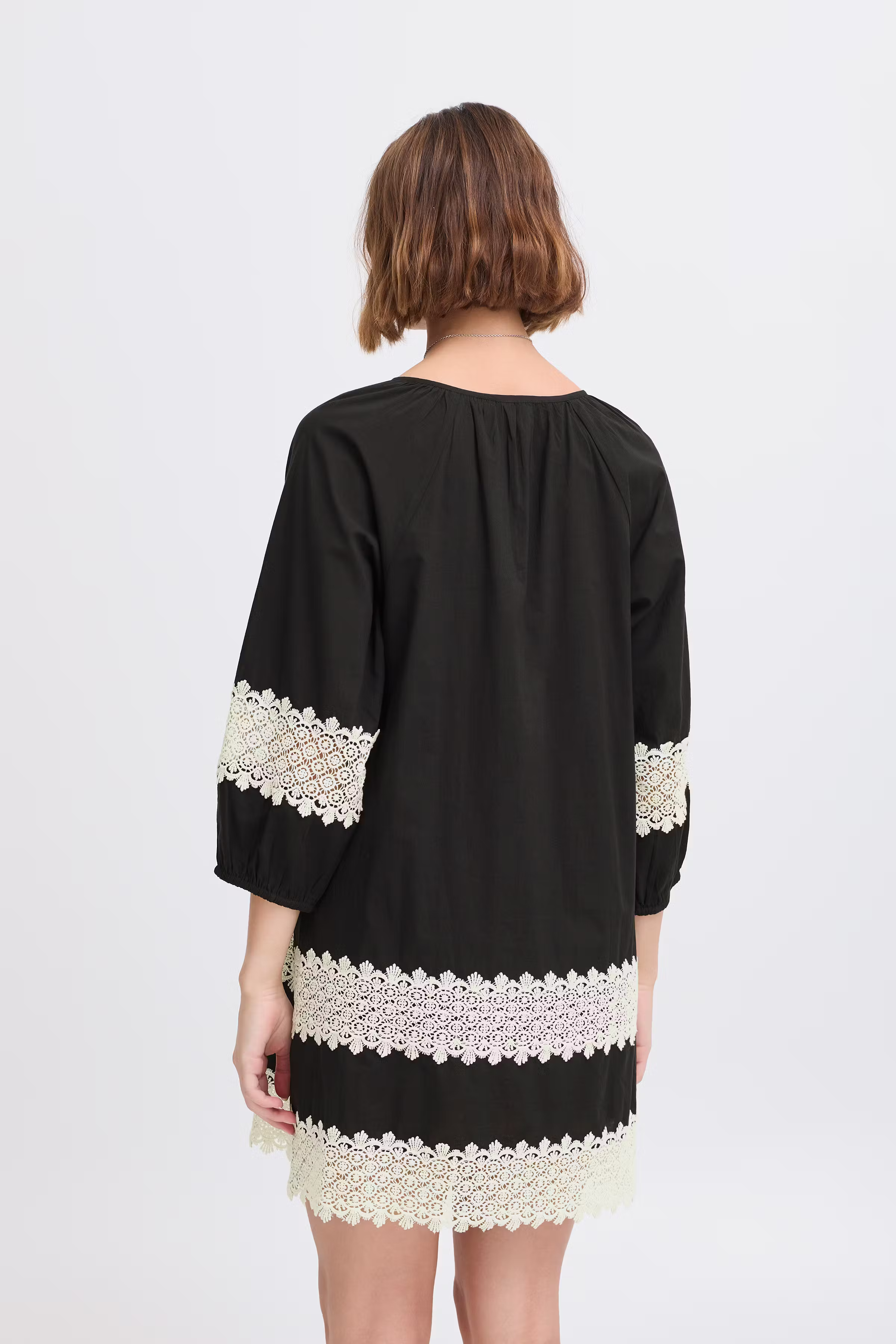 Jurk LOOKBOOK BACK 20122217-194008