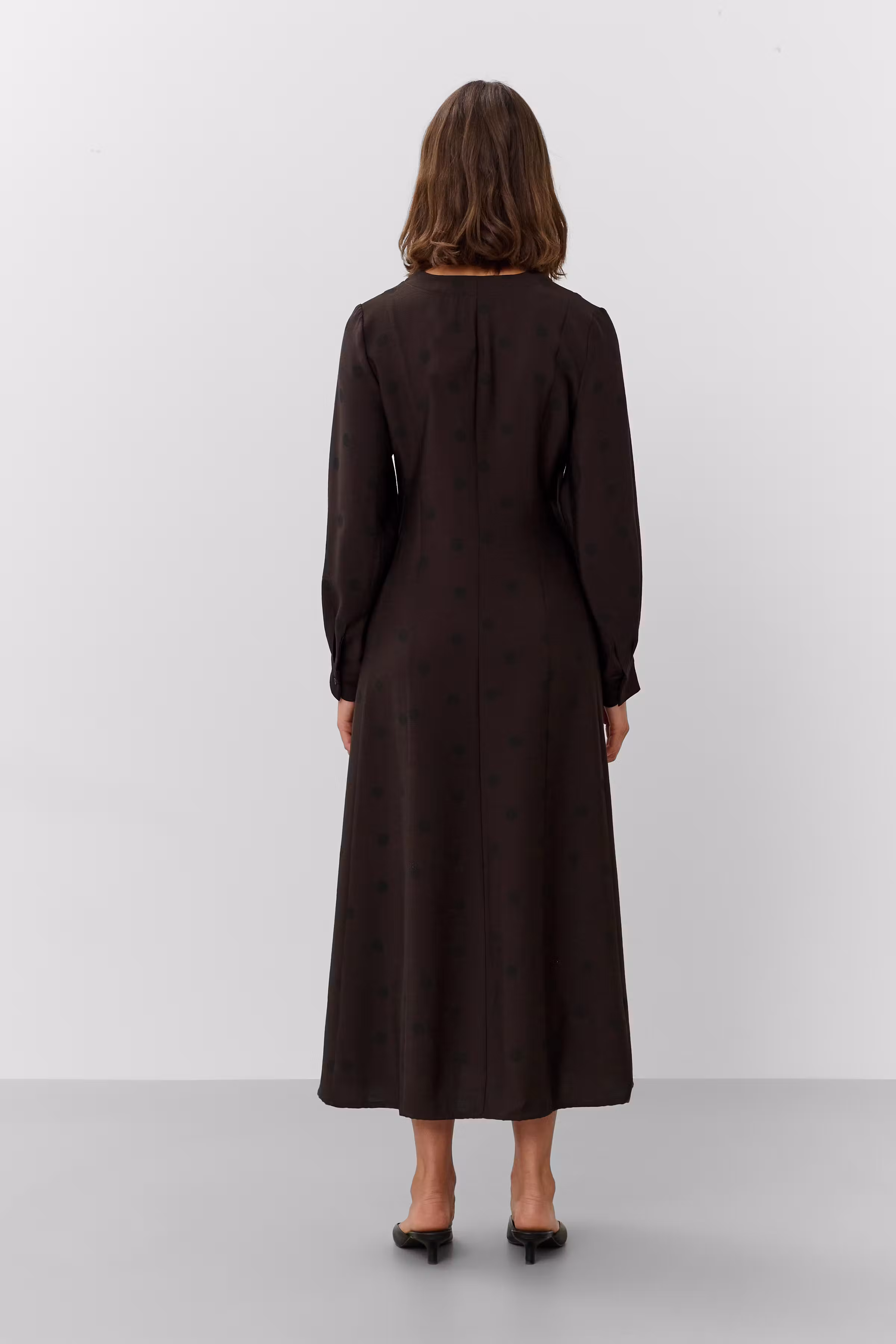 SLIdola Kjole LOOKBOOK BACK 30410041-305817