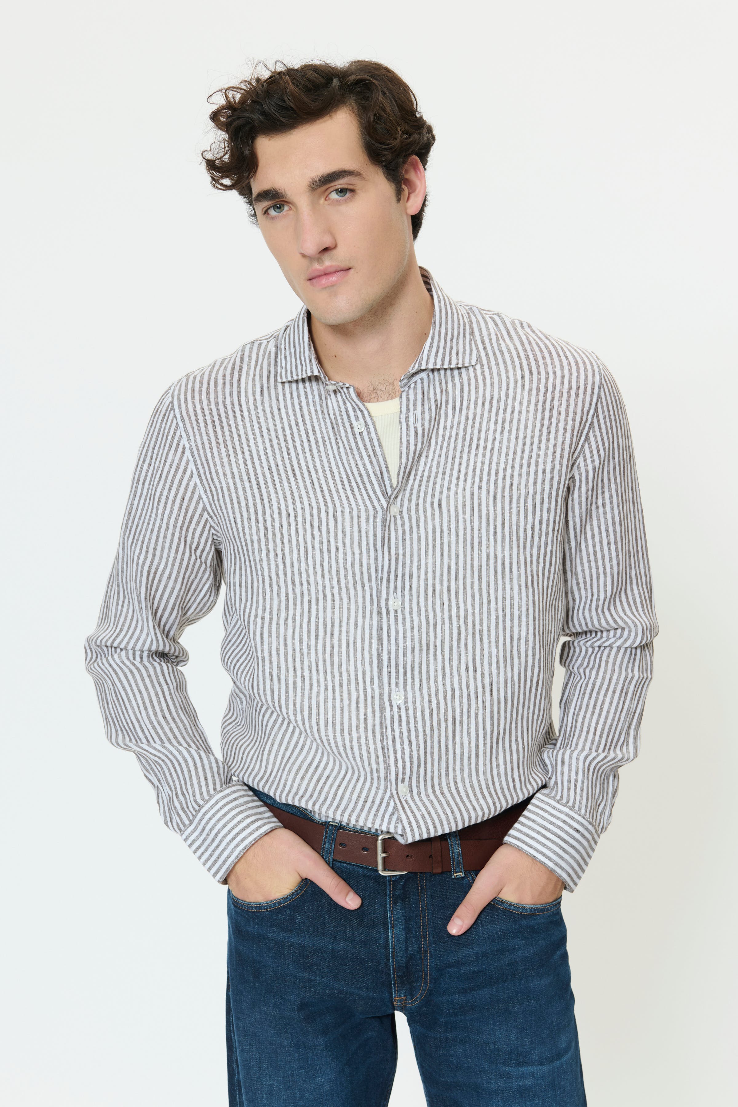 MAmarc Linneskjorta LOOKBOOK FRONT 30207239-190912