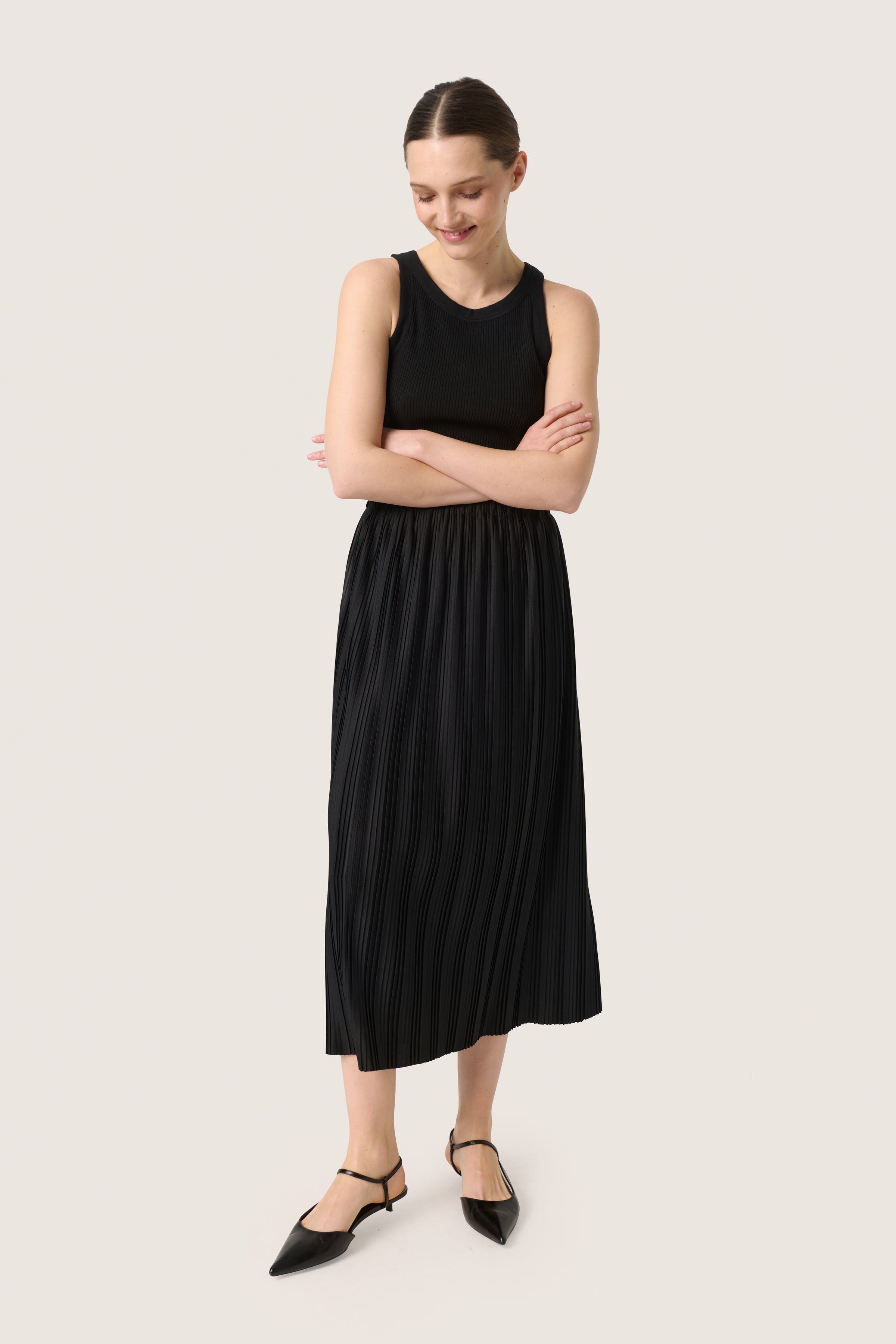 SLSivone Pleated Skirt LOOKBOOK FRONT 30408001-194008