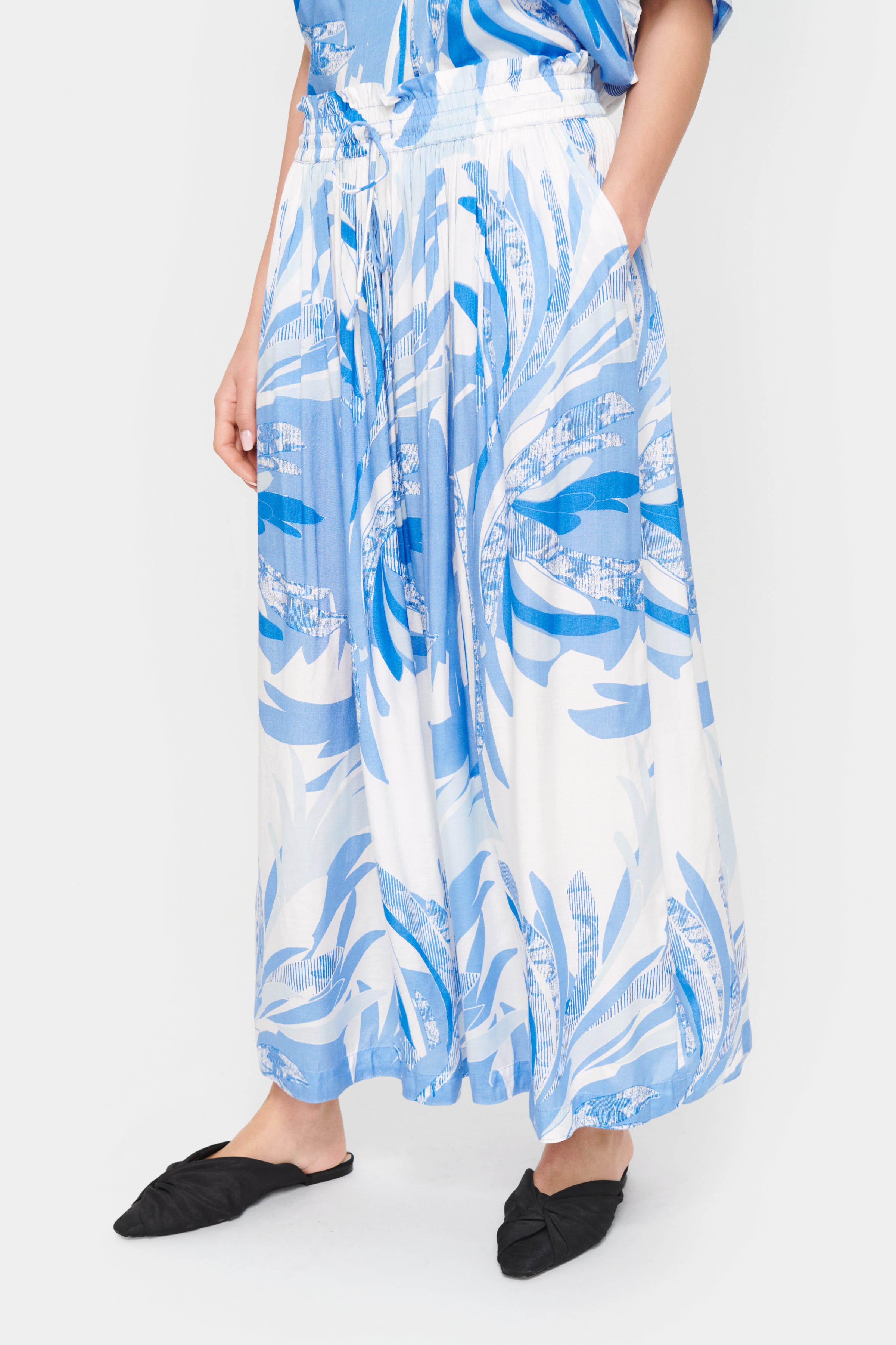 EvetteSZ Skjørt LOOKBOOK FRONT 30513276-302884