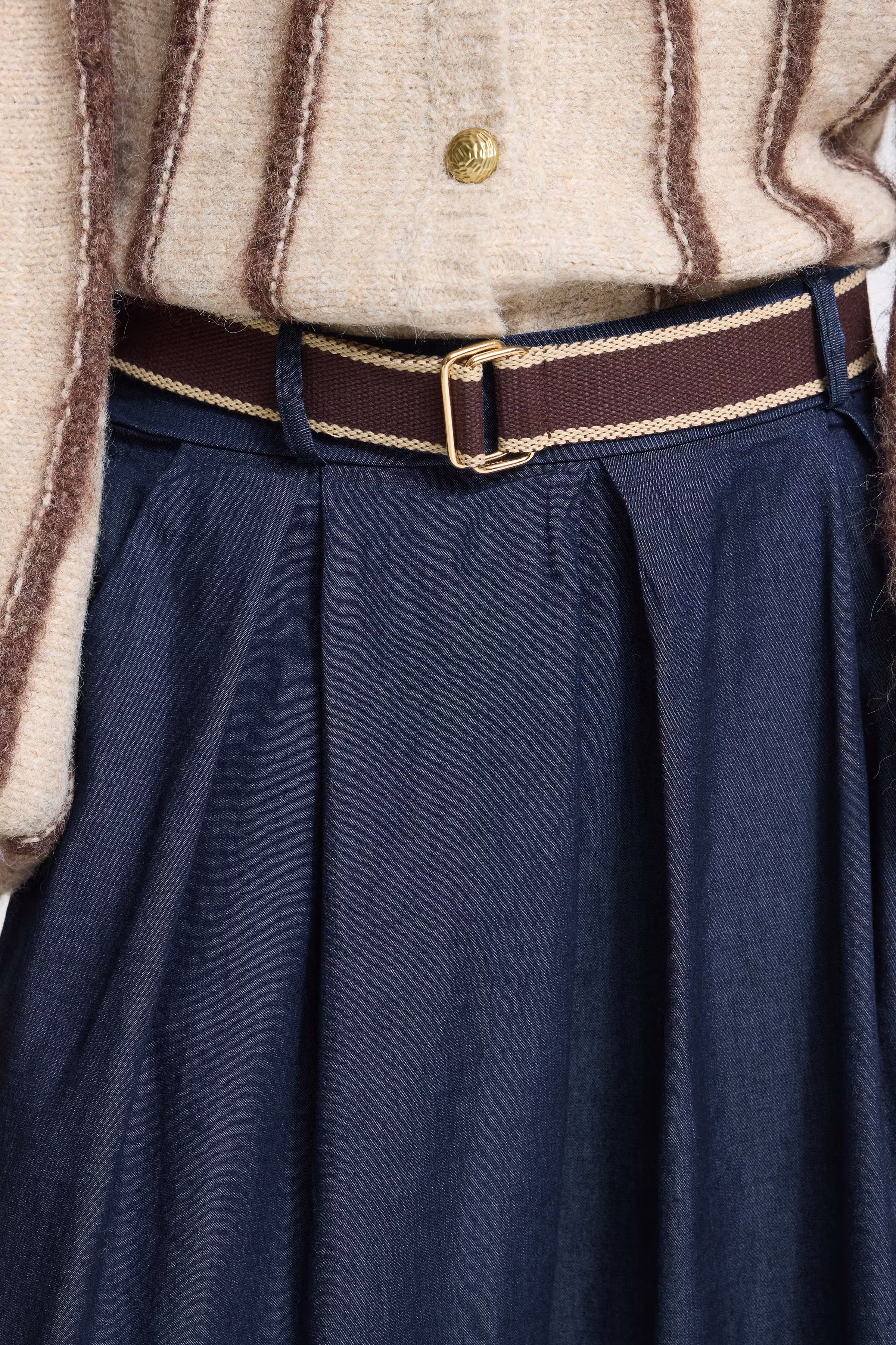 SBXBANJA Skjørt LOOKBOOK DETAIL 22101218-203358