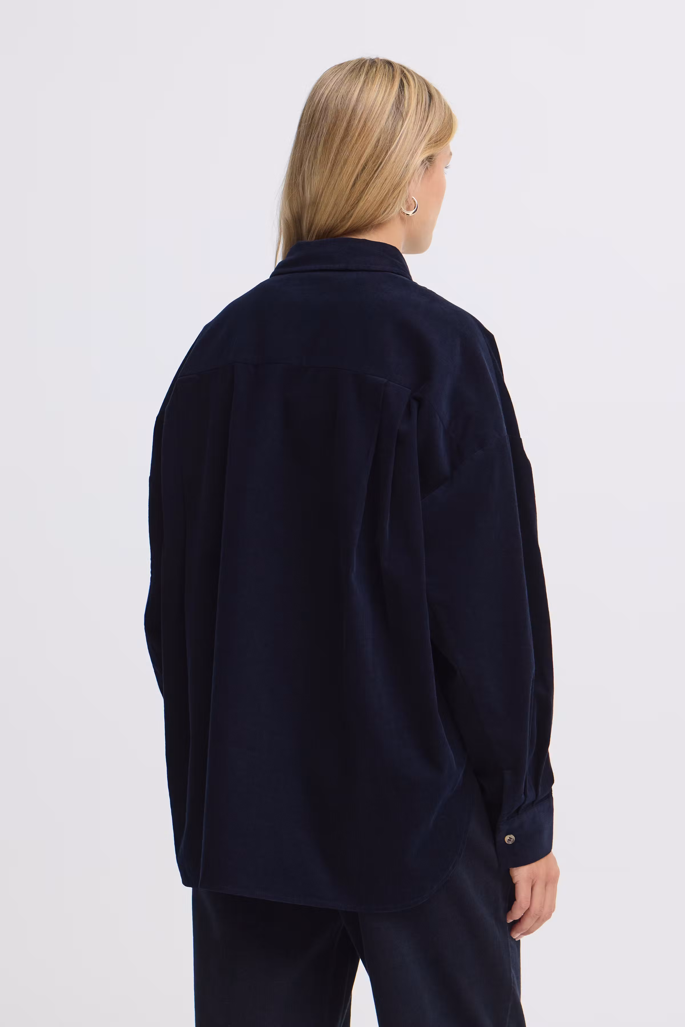 FRCORY Shirt LOOKBOOK BACK 20617249-194011