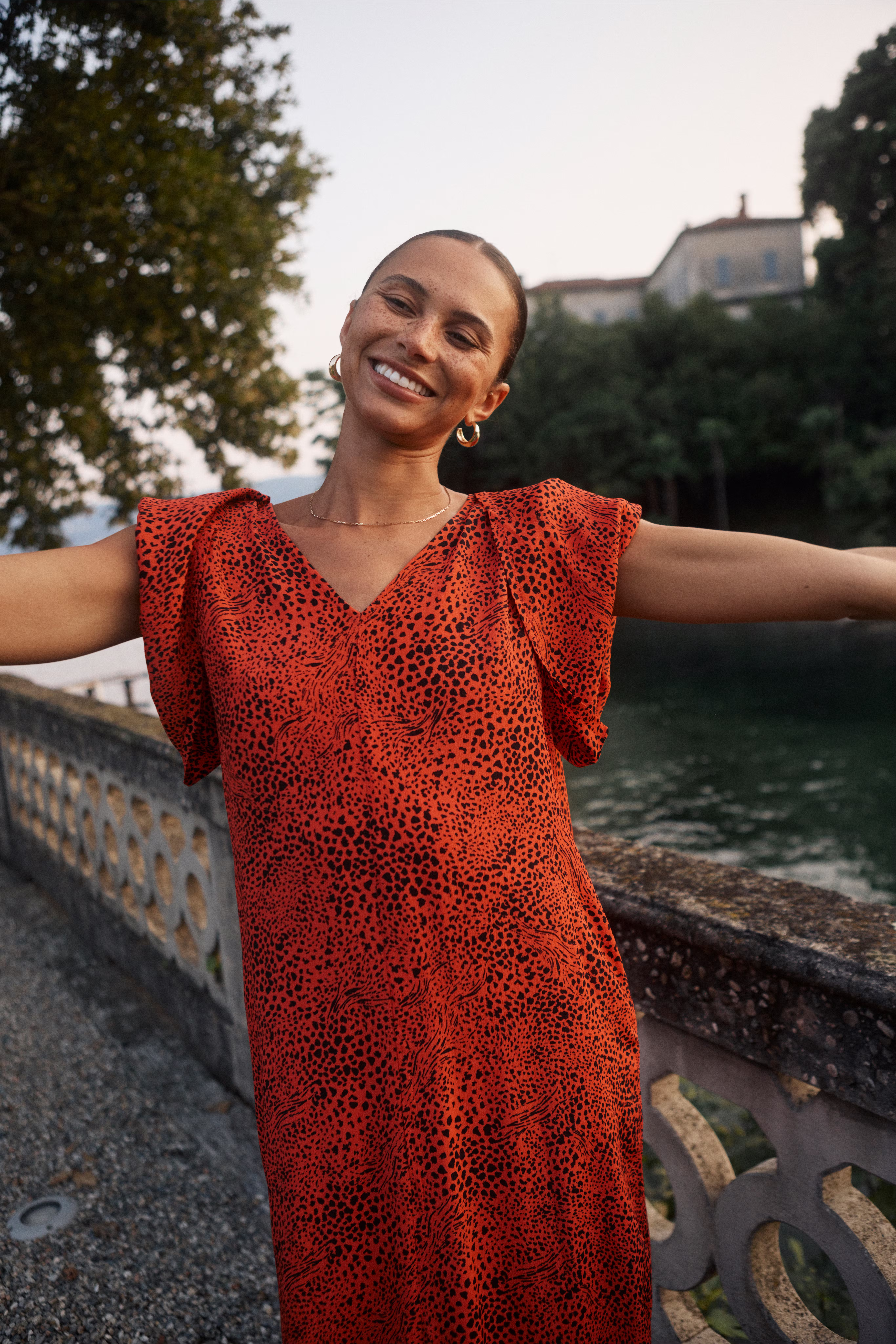 KAliana Kjole LOCATION NONE 10509926-107428