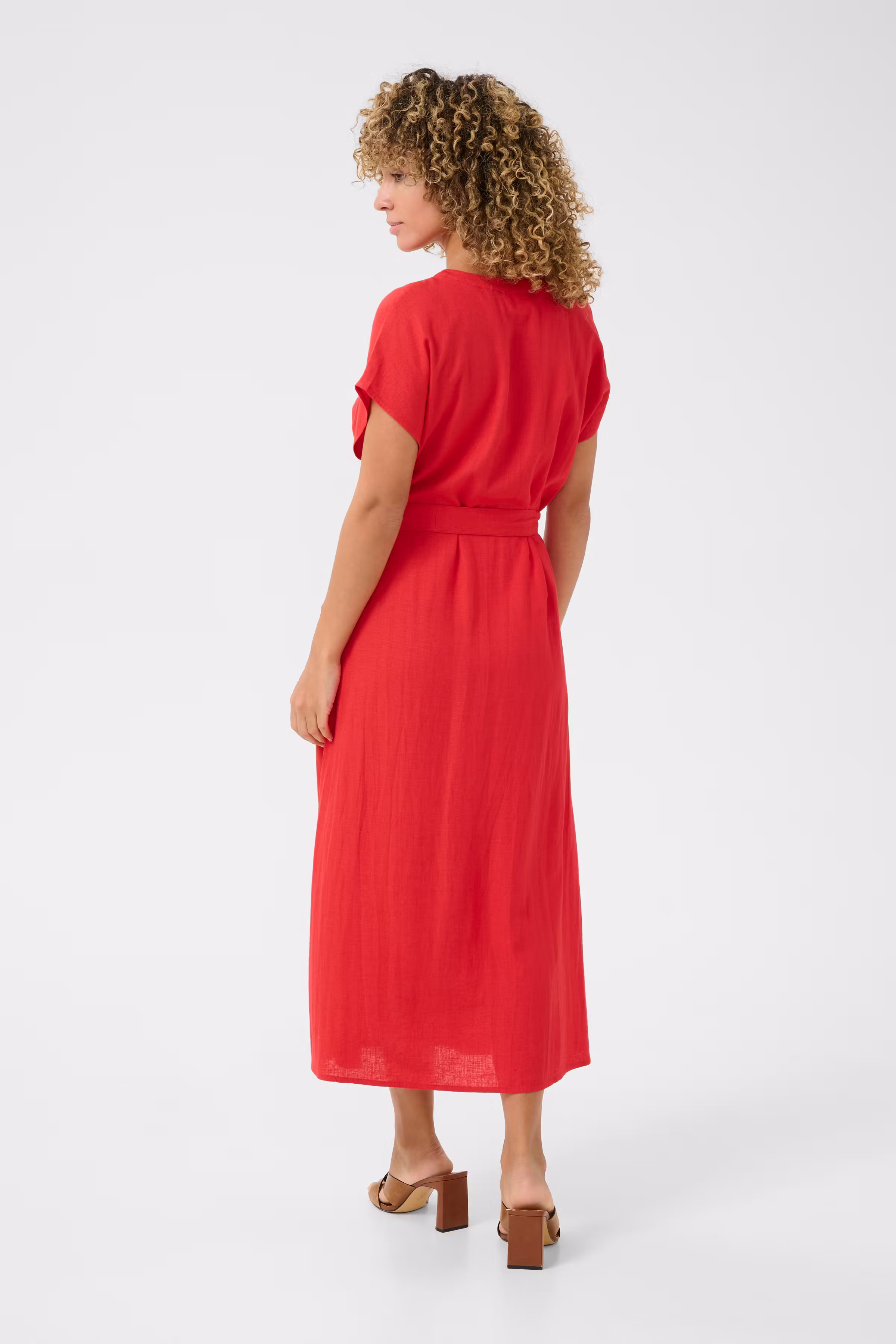 CRVenta Linen dress LOOKBOOK BACK 10613593-181662