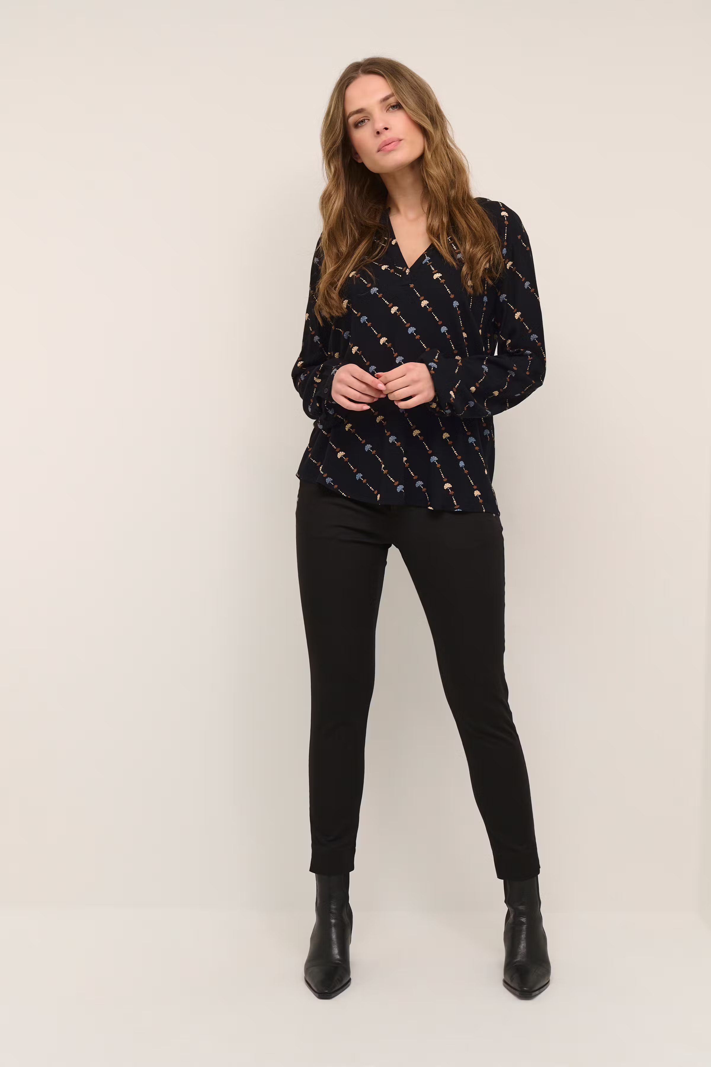 KAliram Bluse LOOKBOOK DETAIL 10506823-103291