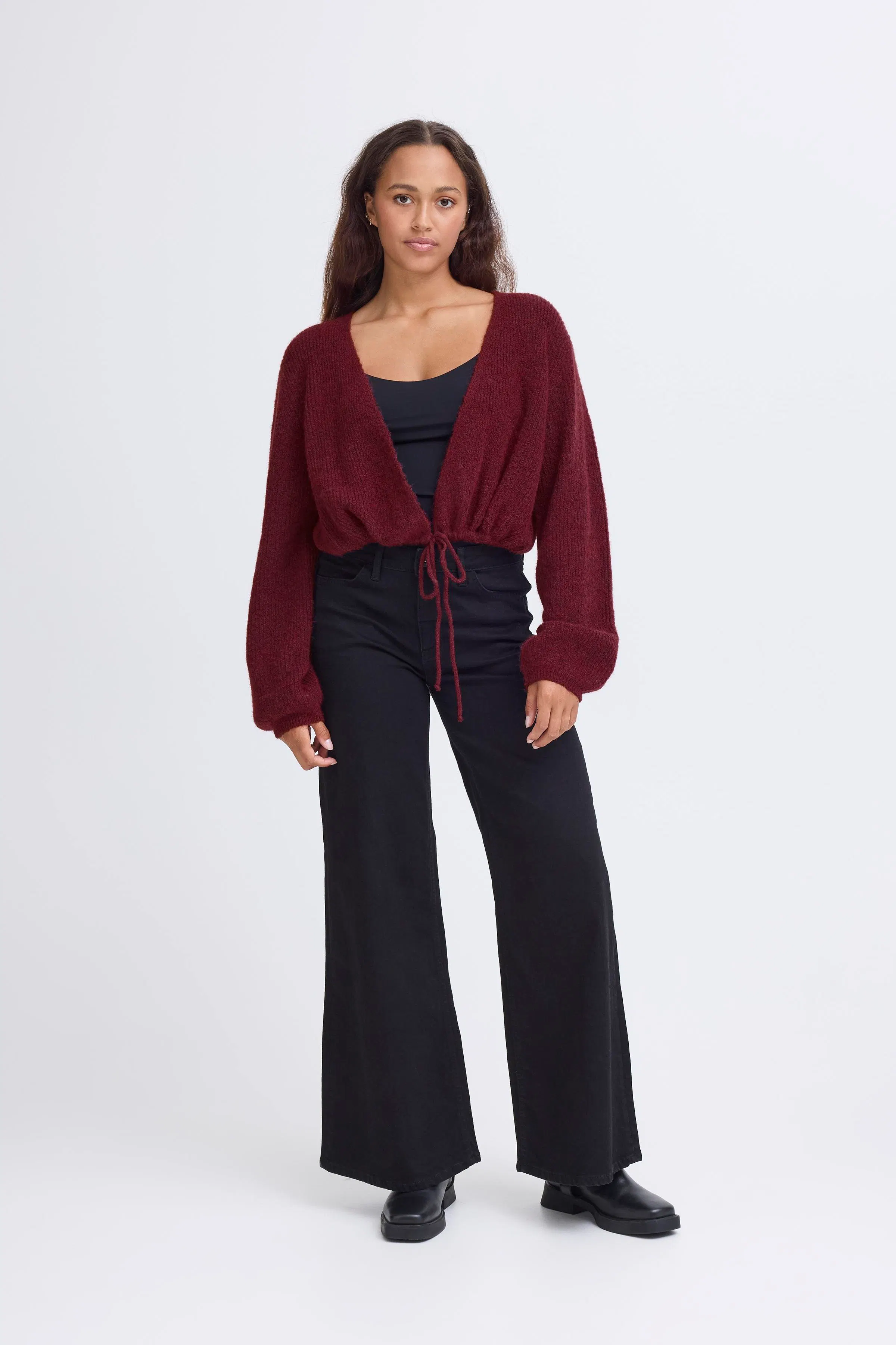 IHKAMARA Cardigan LOOKBOOK FRONT 20124486-181619
