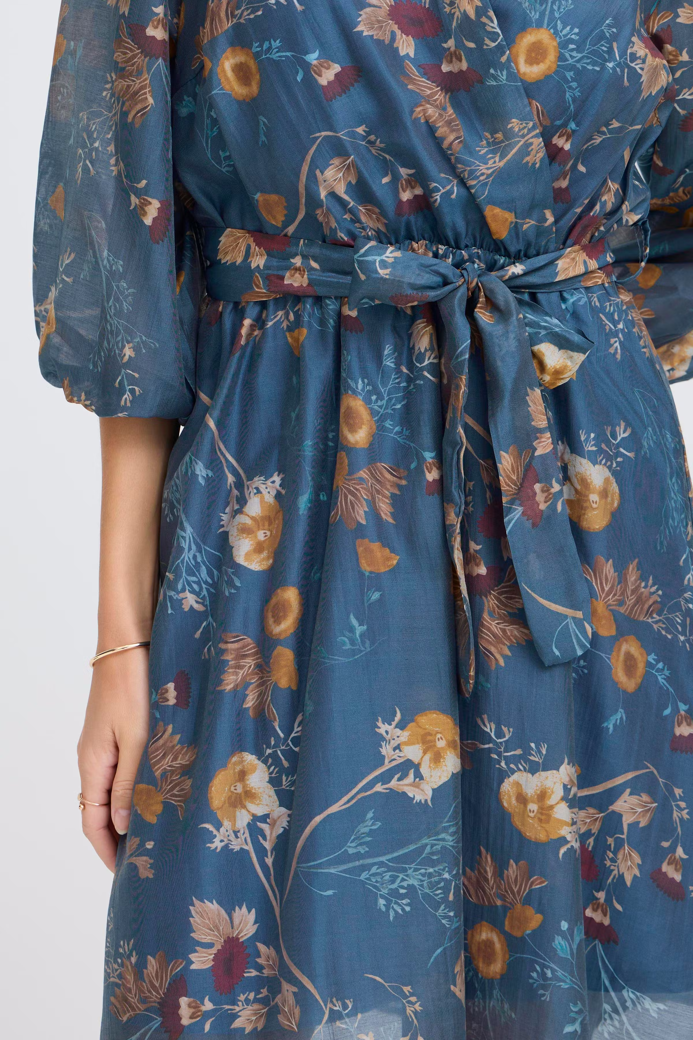 SBLEYIA Kjole LOOKBOOK DETAIL 22101066-173912