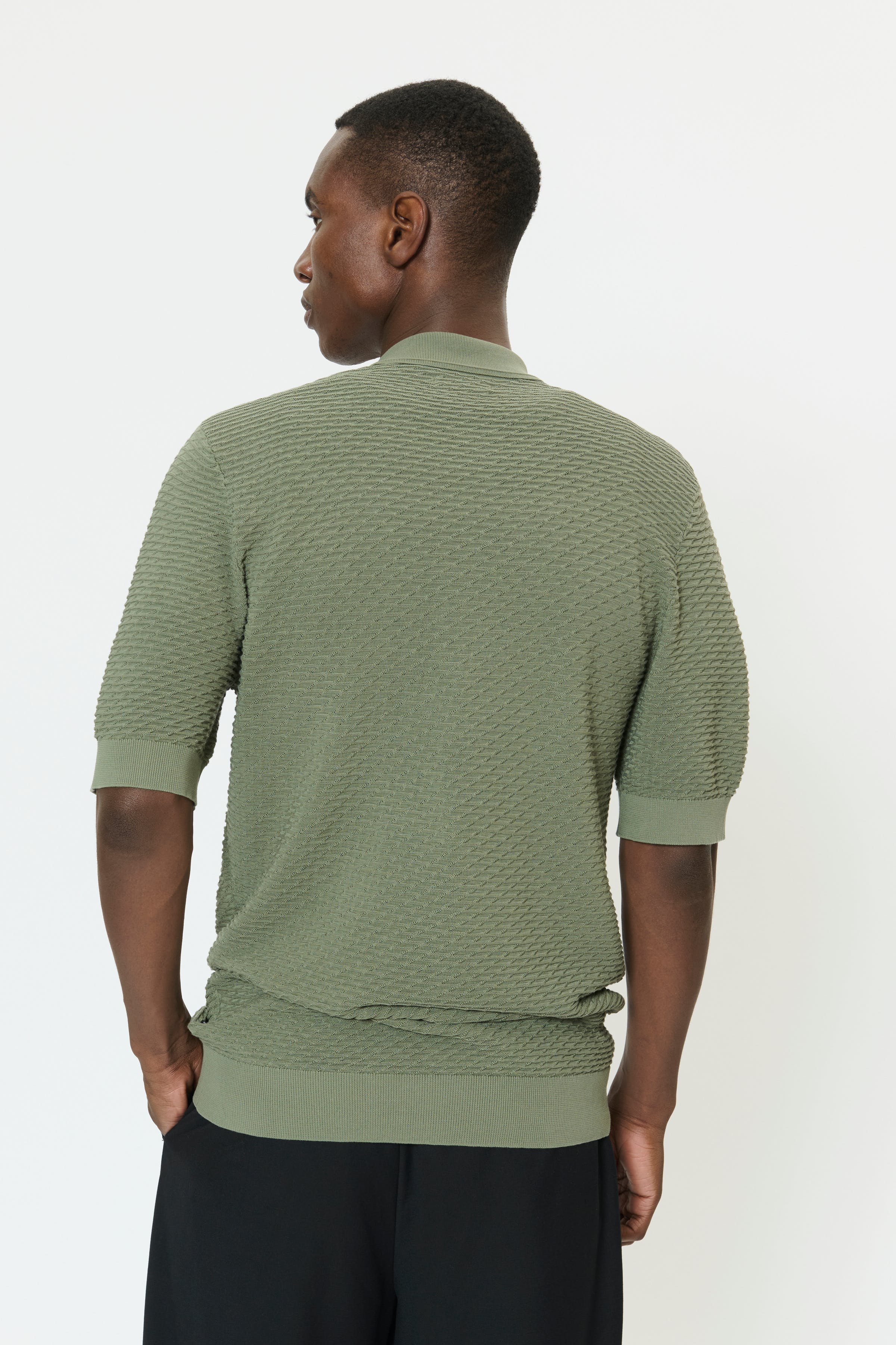 MApolo Pikè LOOKBOOK BACK 30208961-176212