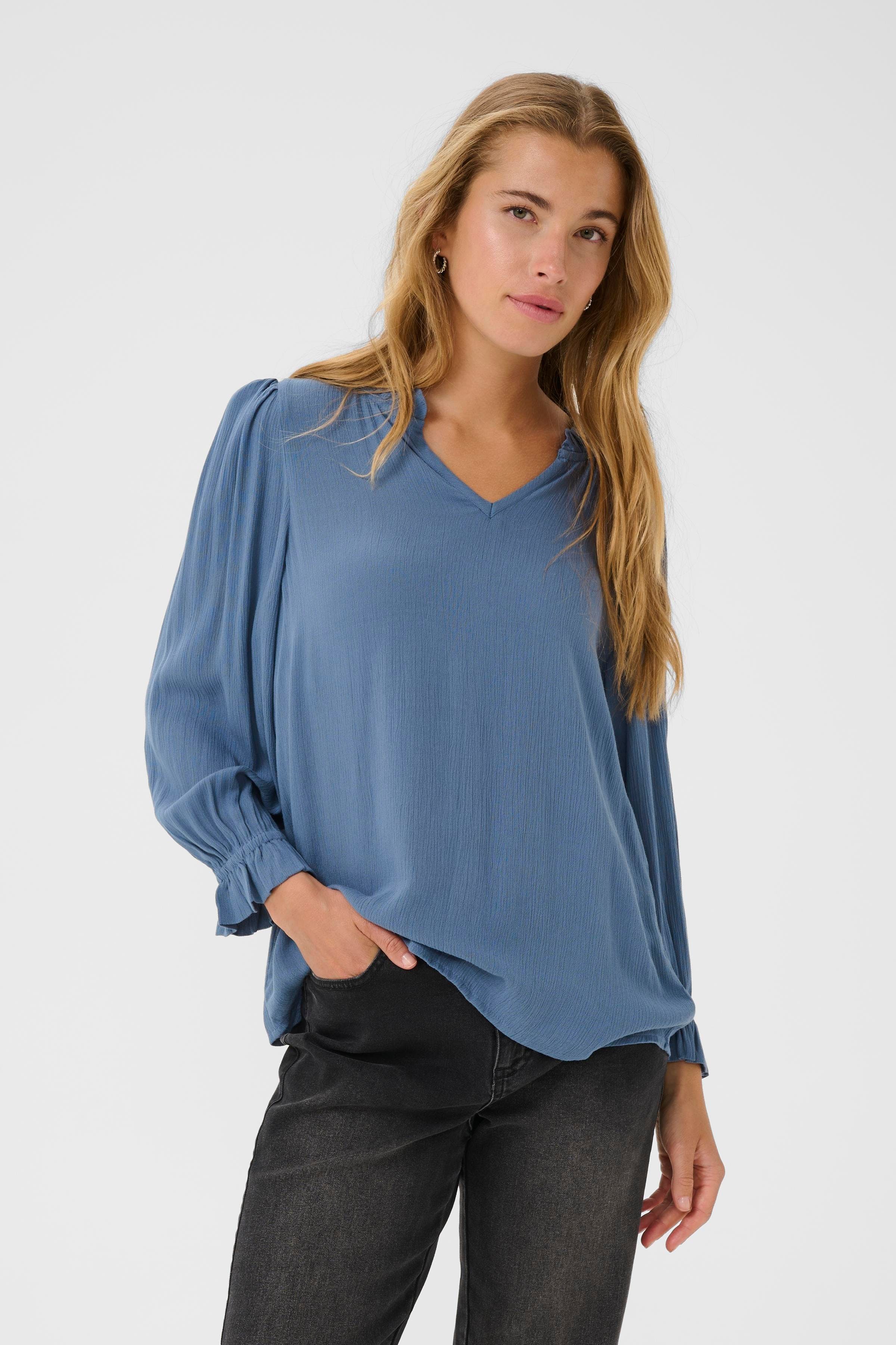 KAliv Blouse LOOKBOOK FRONT 10510746-184028