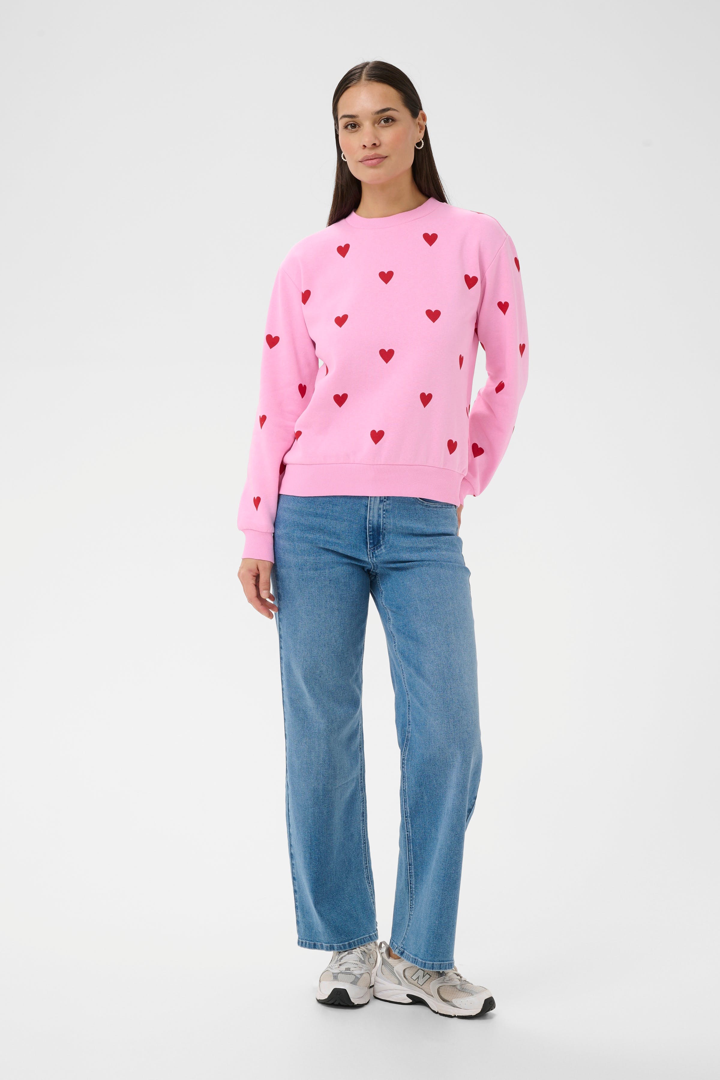 KAmabel Sweatshirt LOOKBOOK FRONT 10511922-109624
