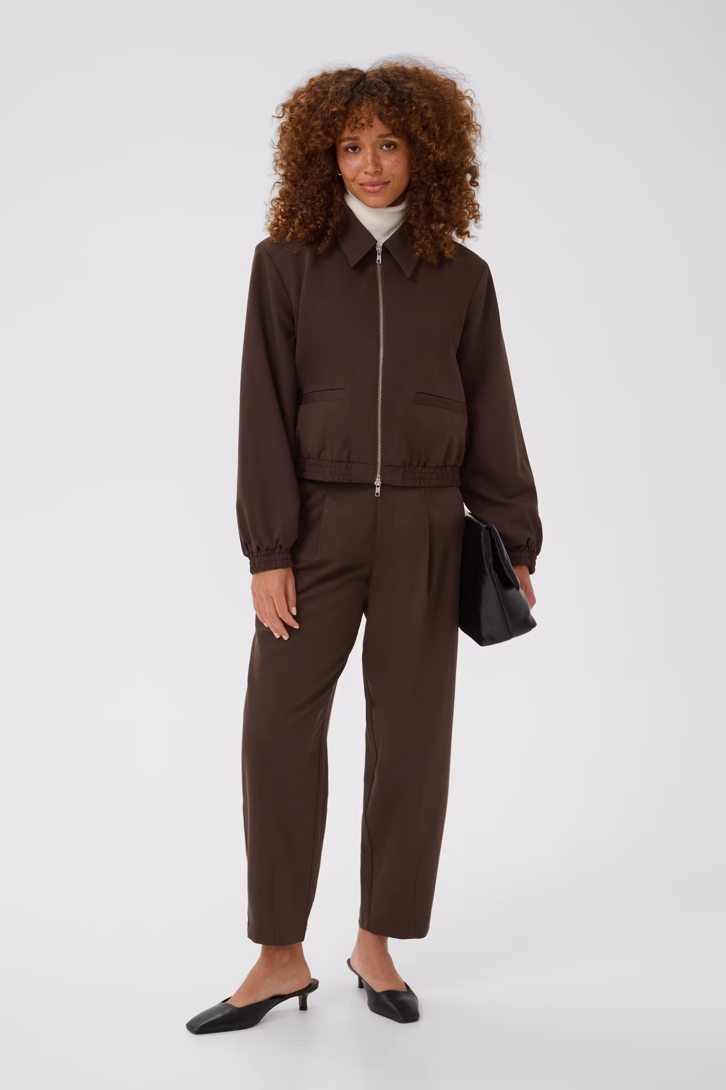 KAsakura Bukser LOOKBOOK FRONT 10512298-190915
