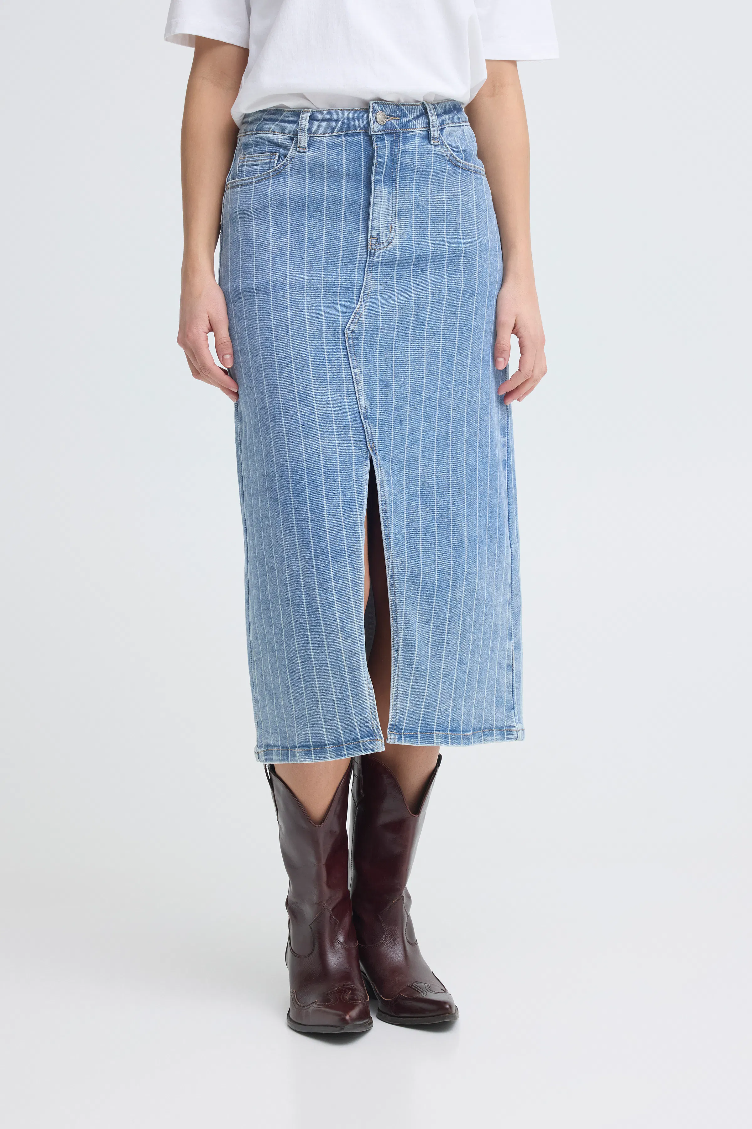 SBSTRIBEY Skjørt LOOKBOOK FRONT 22100967-202820