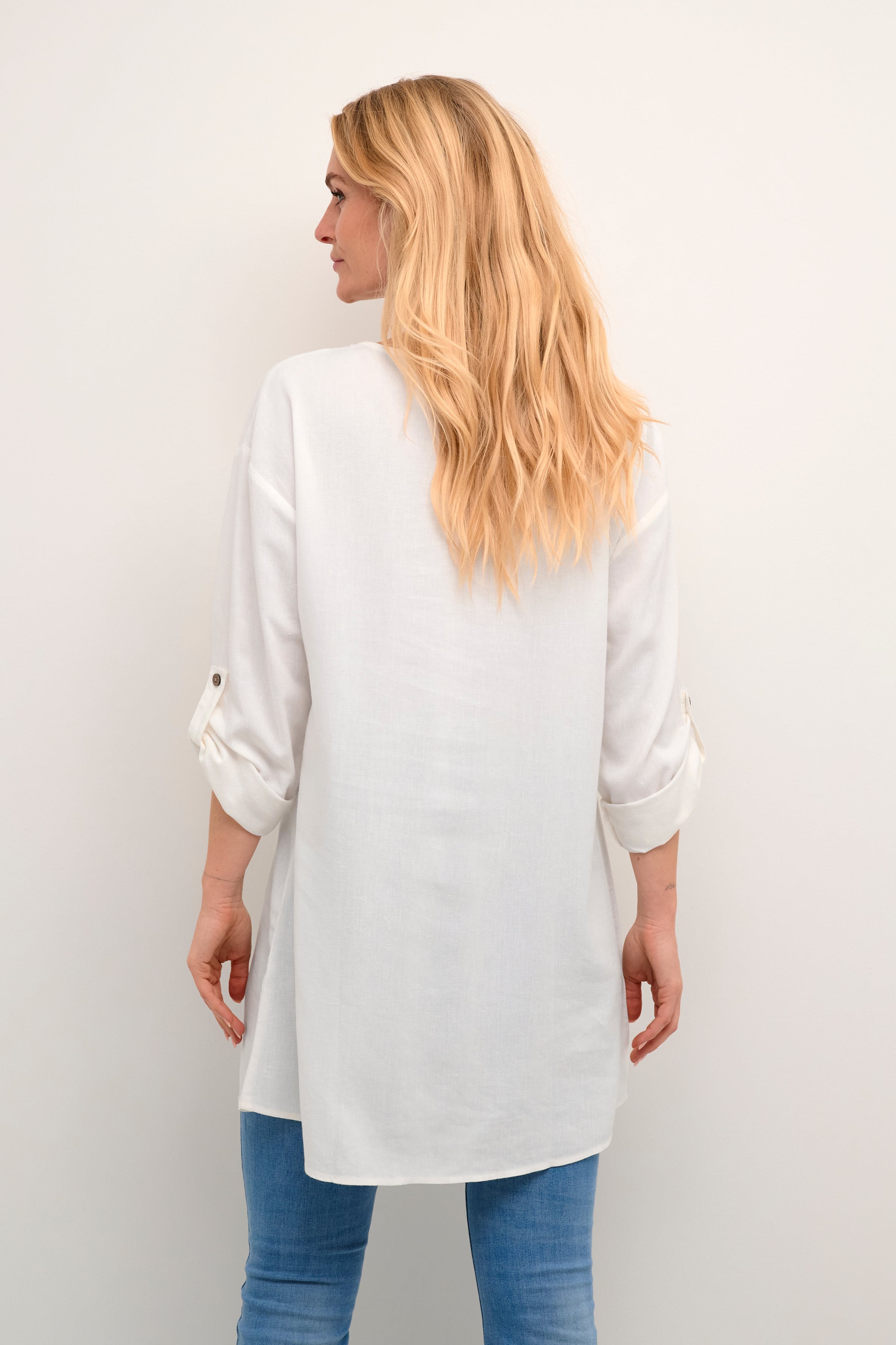 CRVenta Linen Tunic LOOKBOOK BACK 10608073-110602