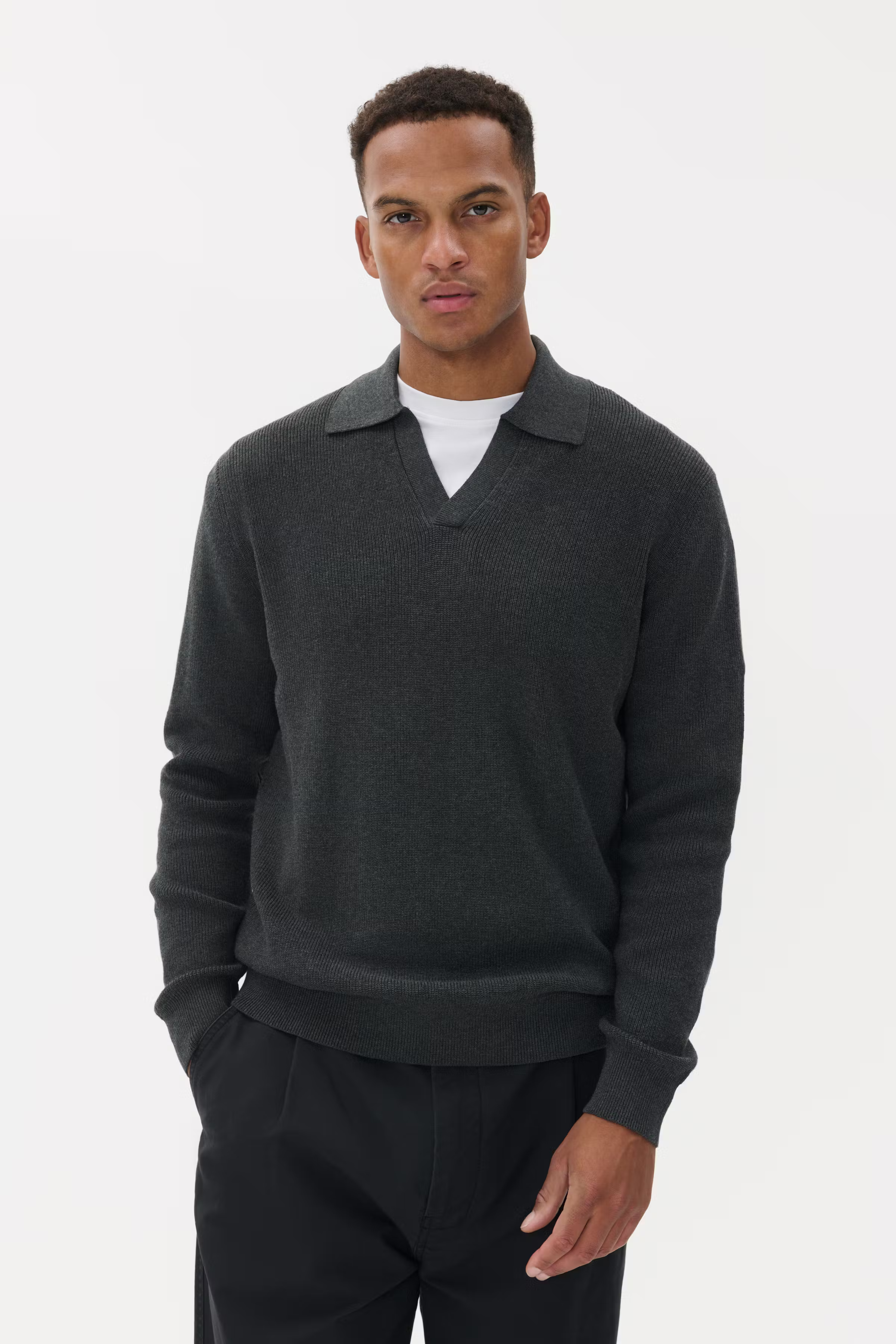 MAkollo Pullover LOOKBOOK FRONT 30208618-300270