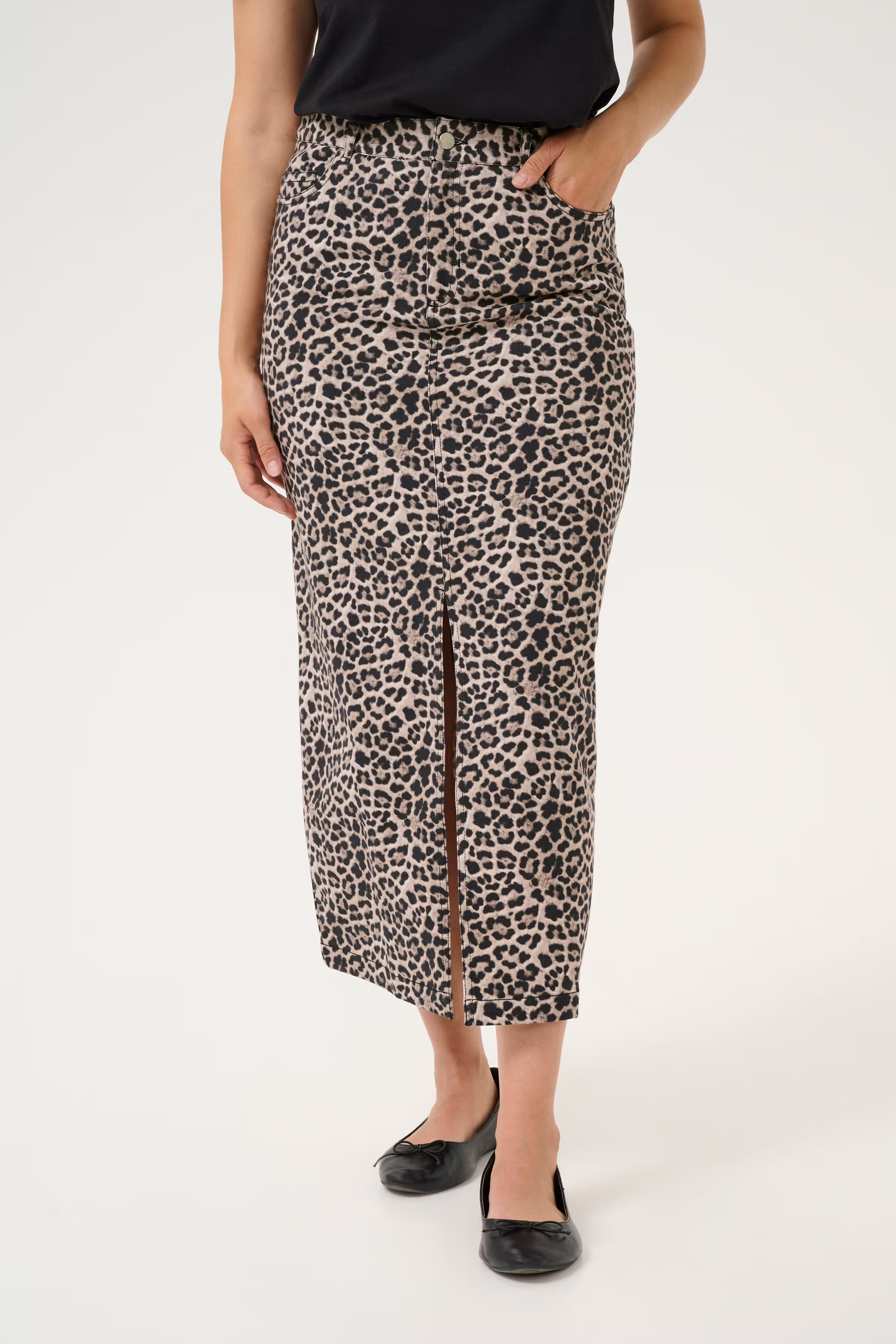 KALeonora Leopardnederdel LOOKBOOK FRONT 10510029-107537