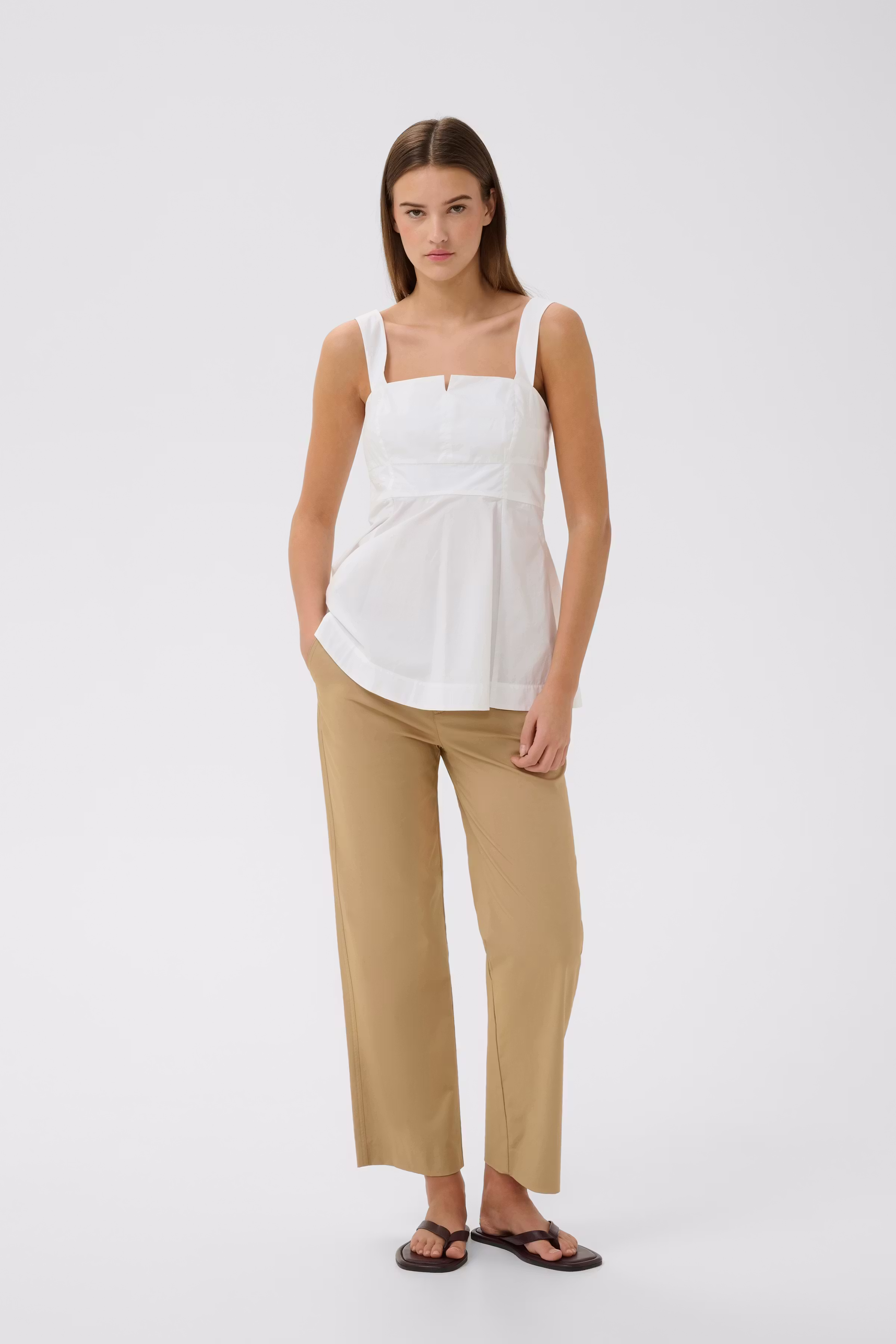 ELVIAIW Hose LOOKBOOK FRONT 30112526-161315