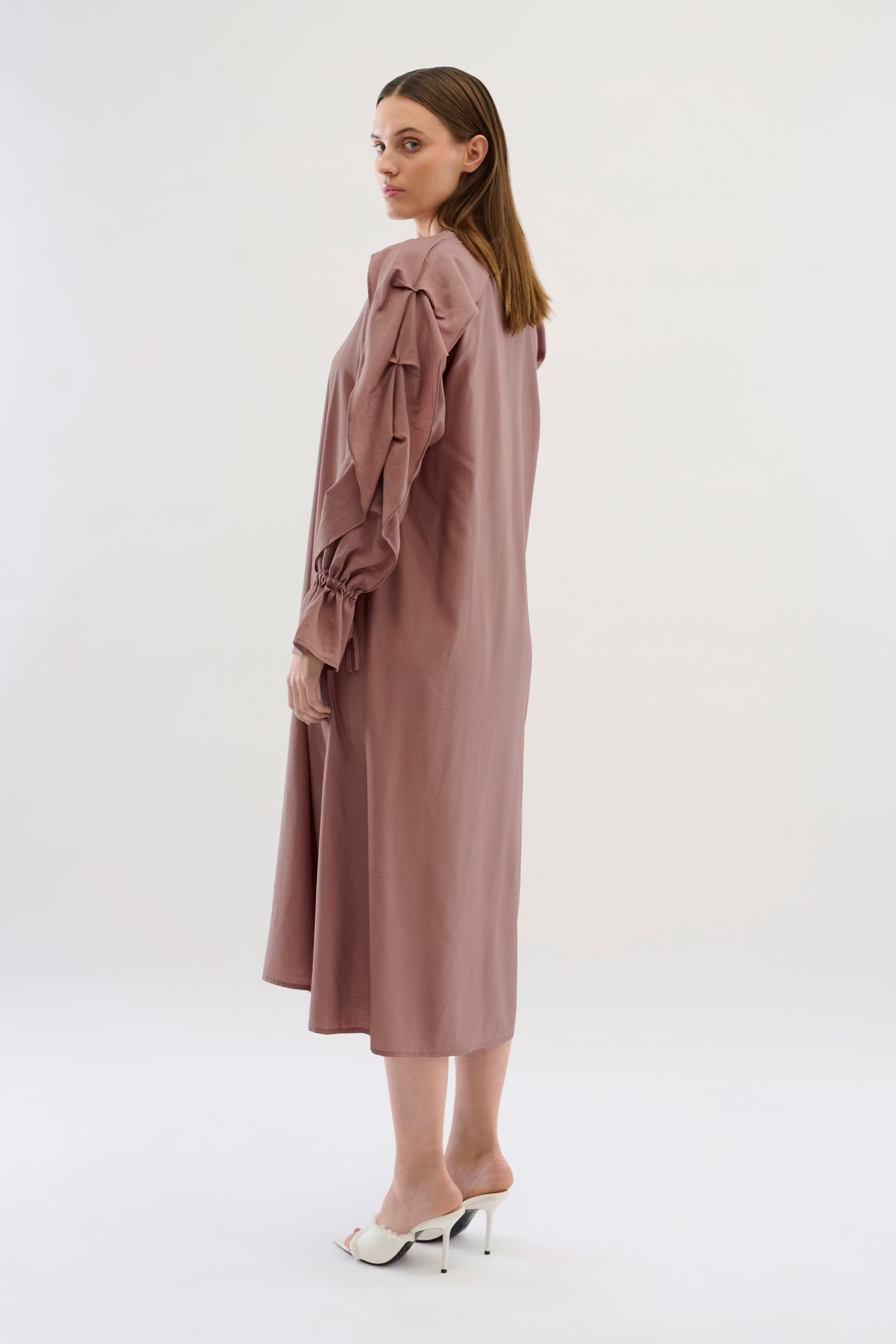 KBPenelope Kjole LOOKBOOK BACK 10105047-171510