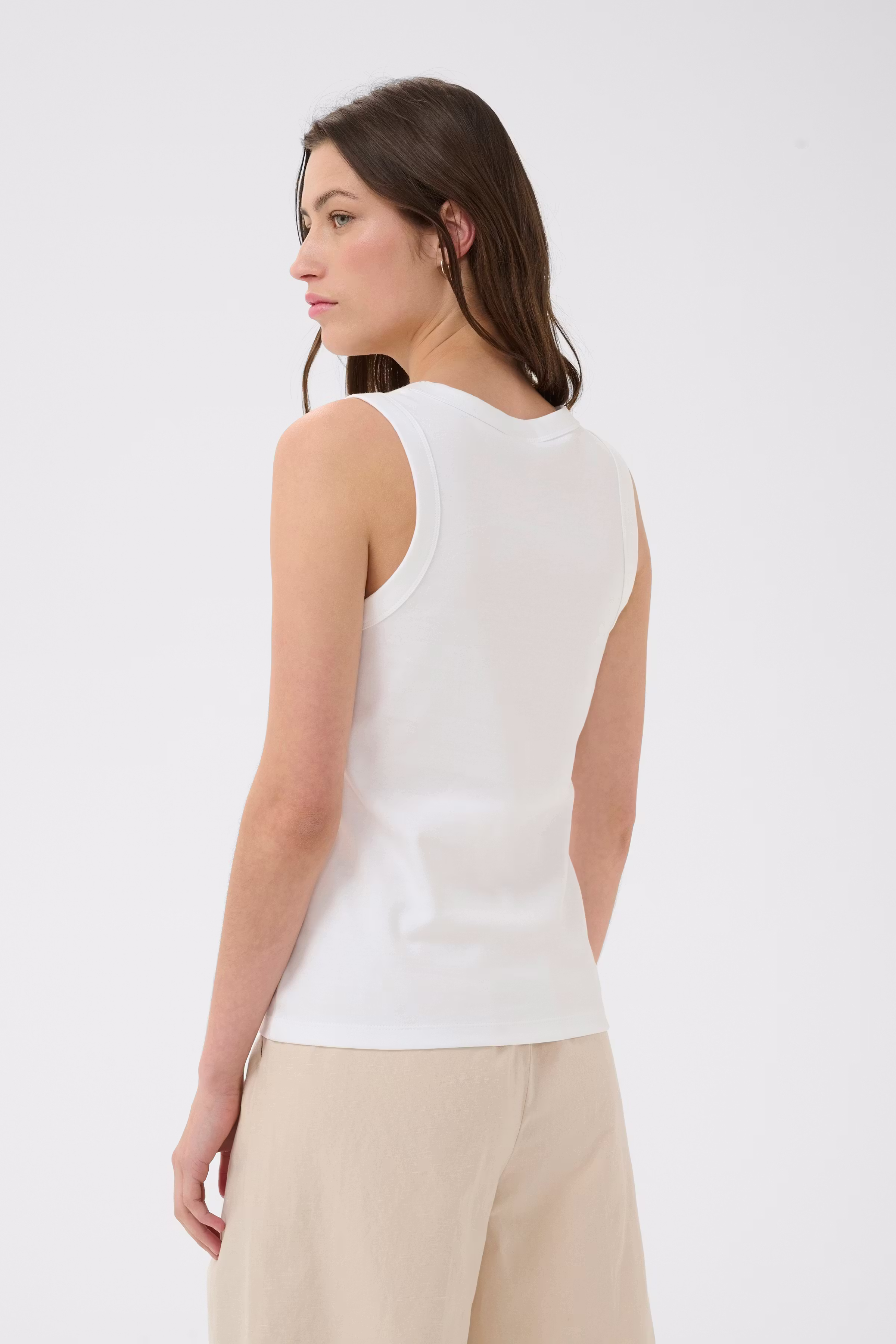 BessyPW Top LOOKBOOK BACK 30310564-110601