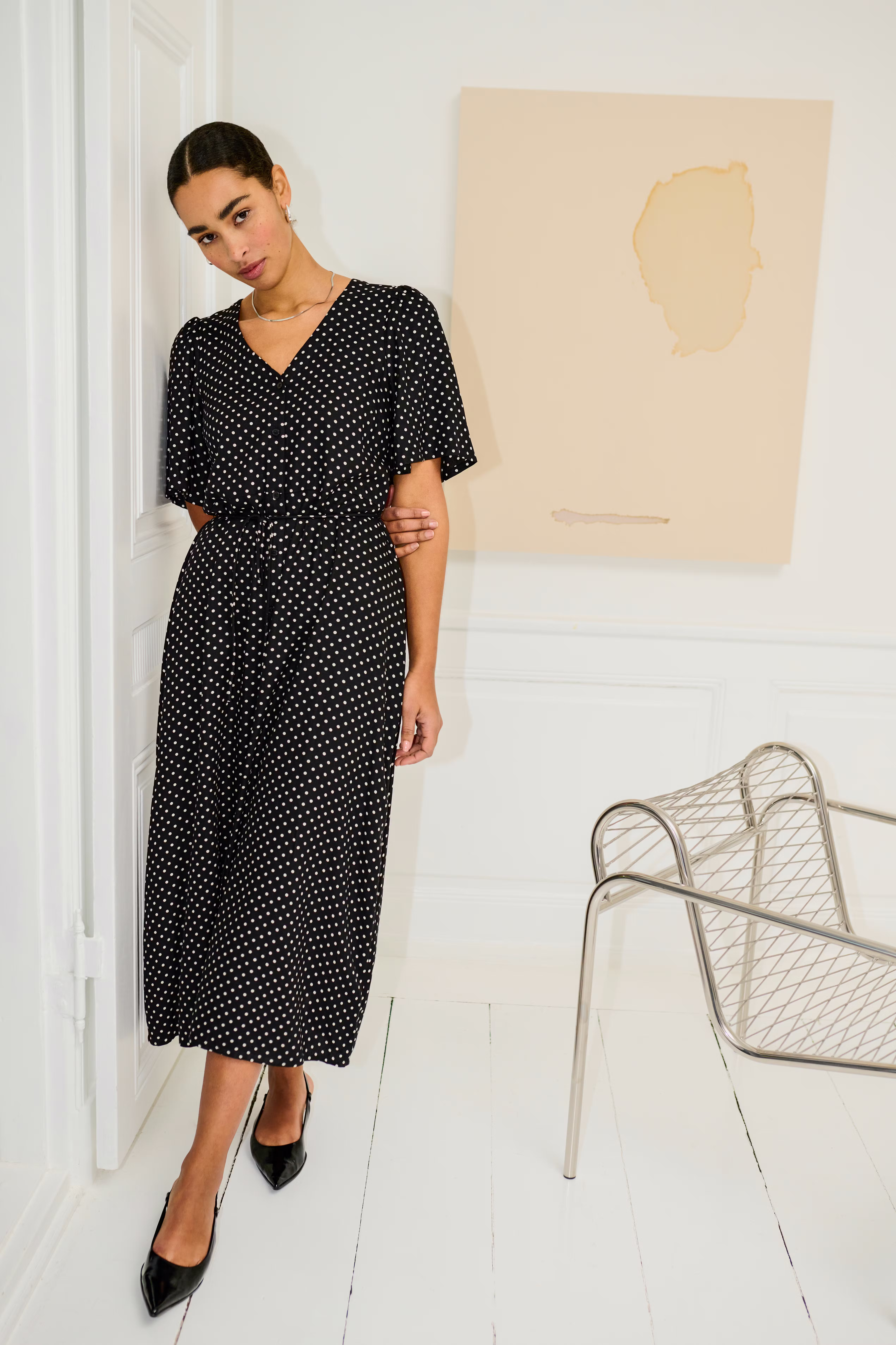 KAthora Robe LOCATION NONE 10552317-106269