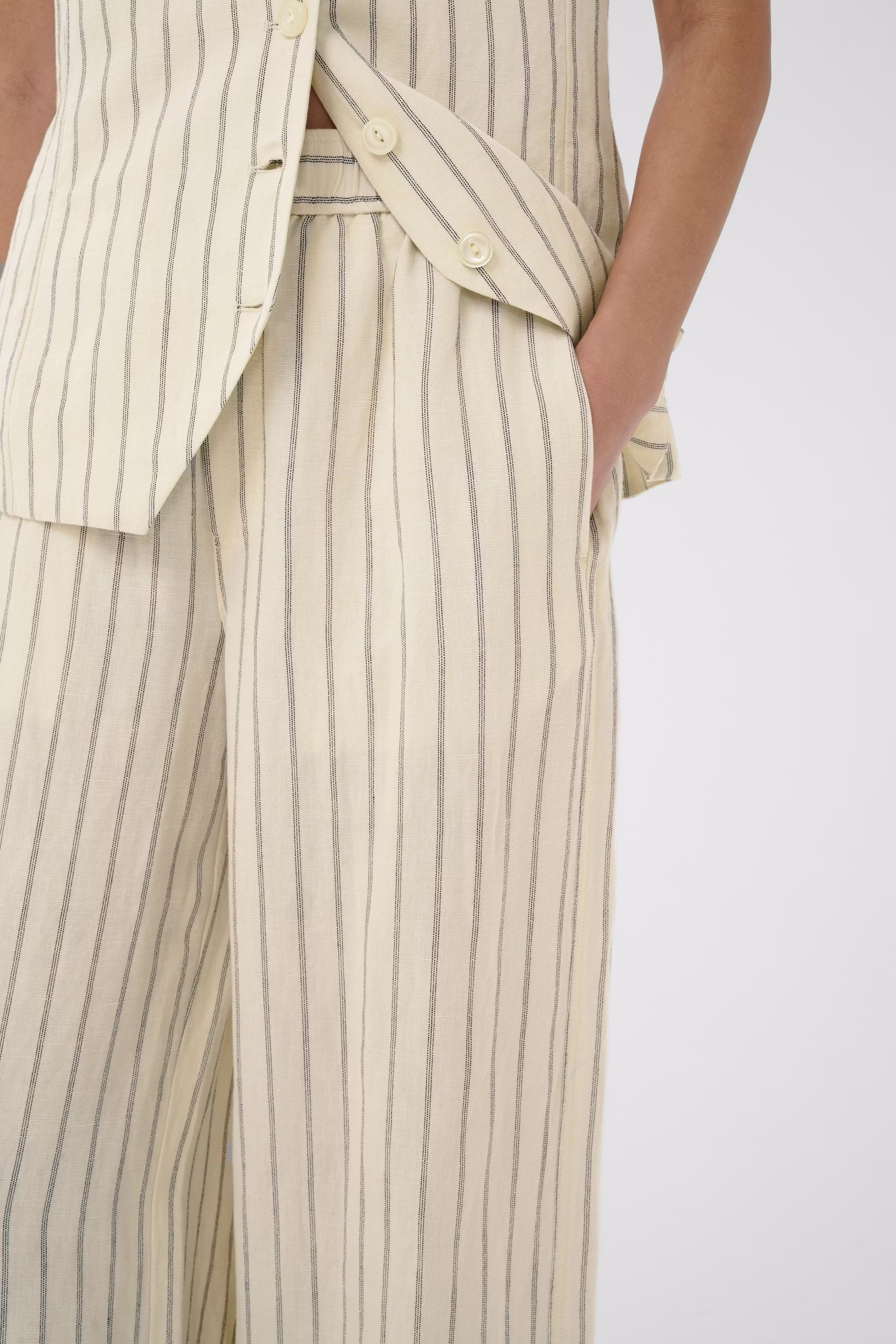BianaPW Trousers LOOKBOOK DETAIL 30310519-304935