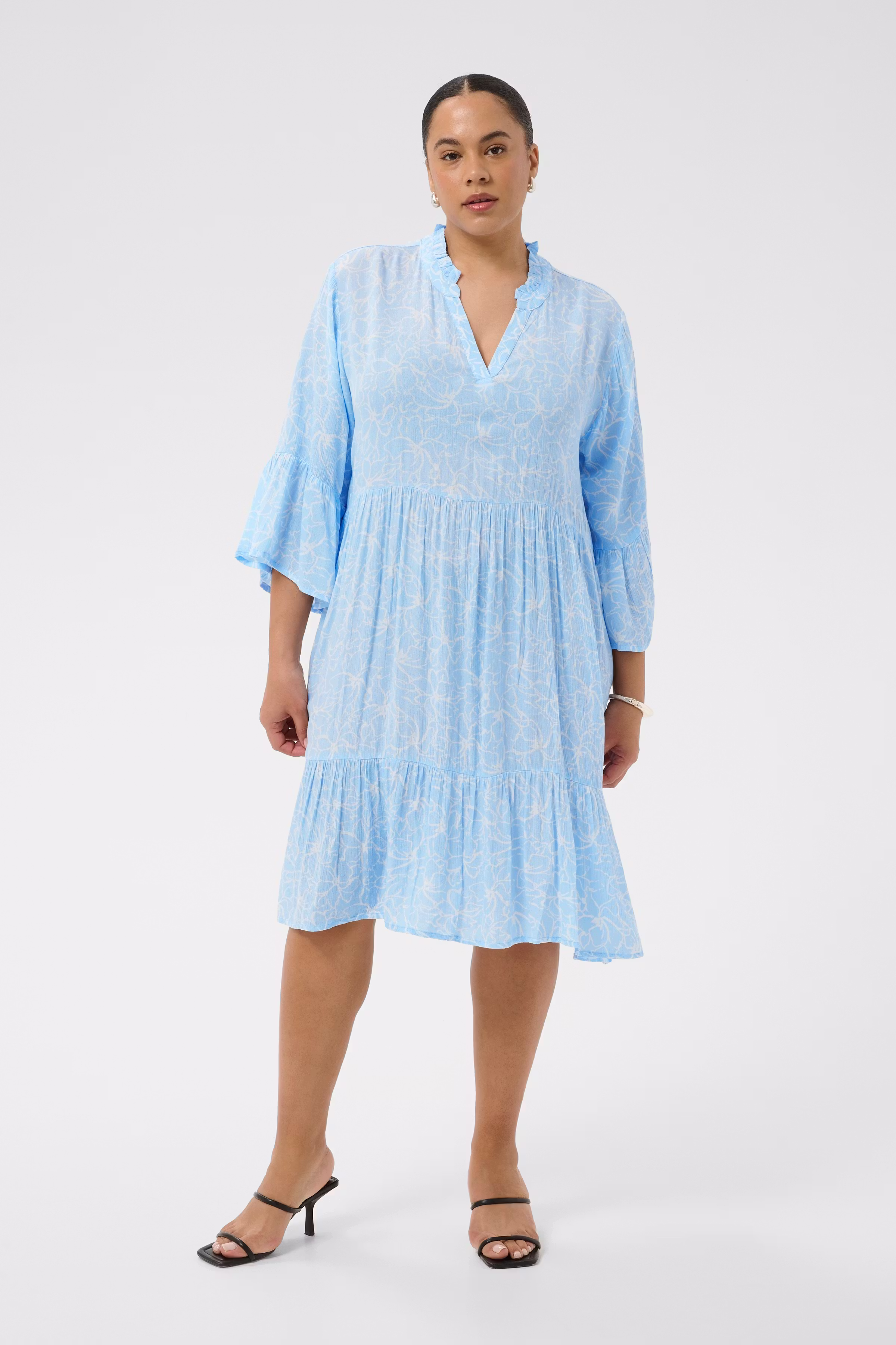 KCella Dress LOOKBOOK FRONT 10581454-109246