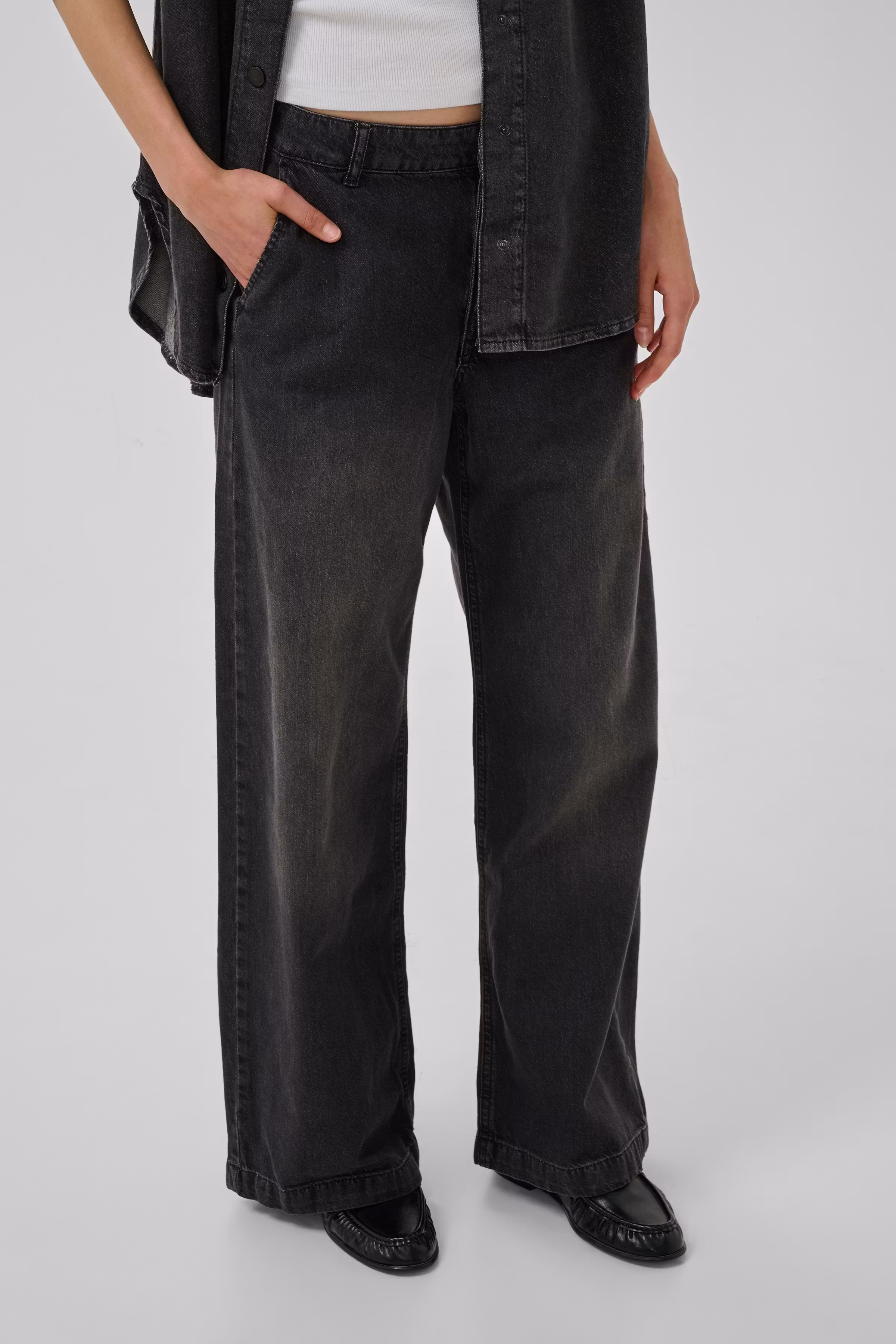 MaloMW Wide hose LOOKBOOK FRONT 10704346-100086