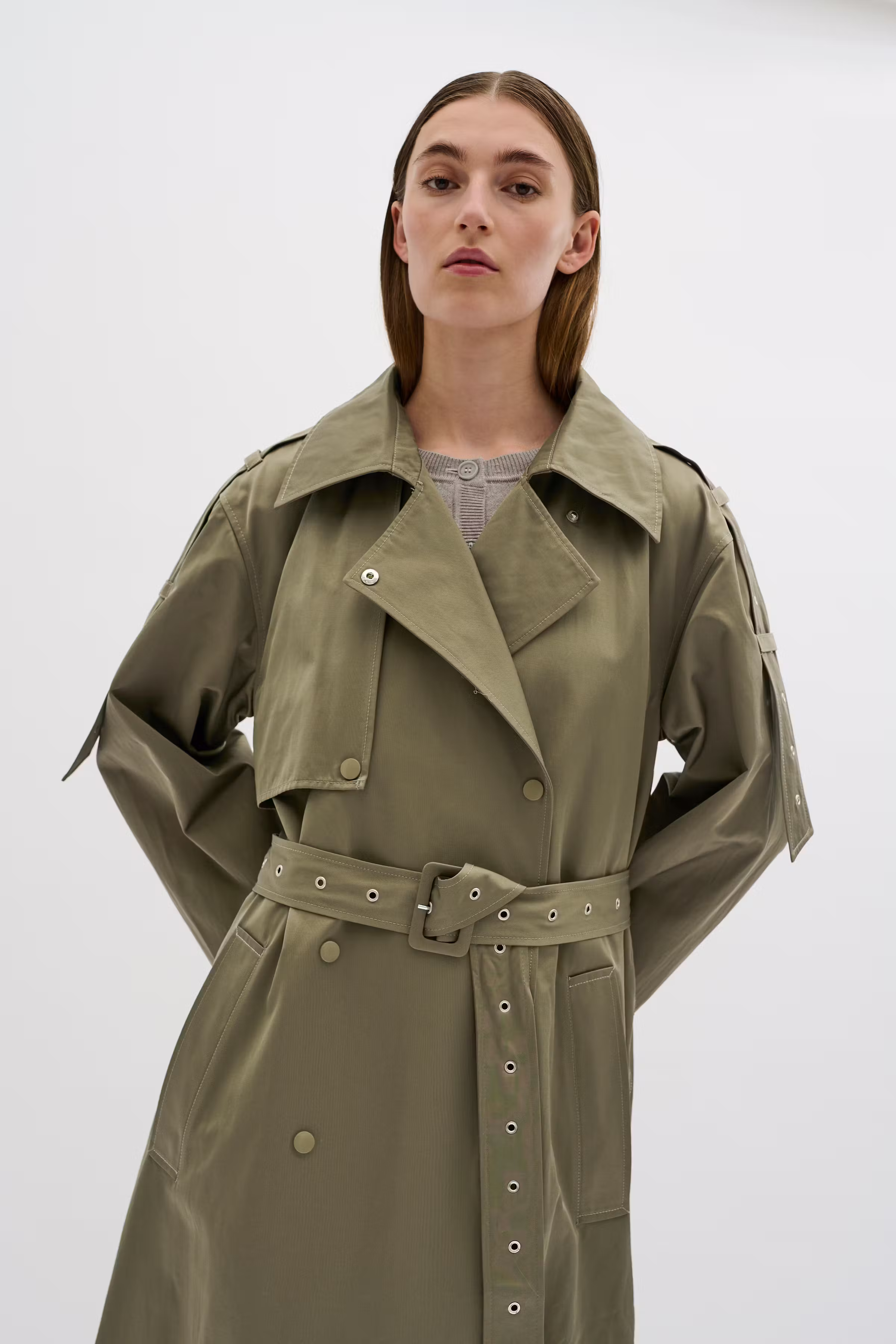 KBTitte Trenchcoat LOOKBOOK FRONT 10105285-181110