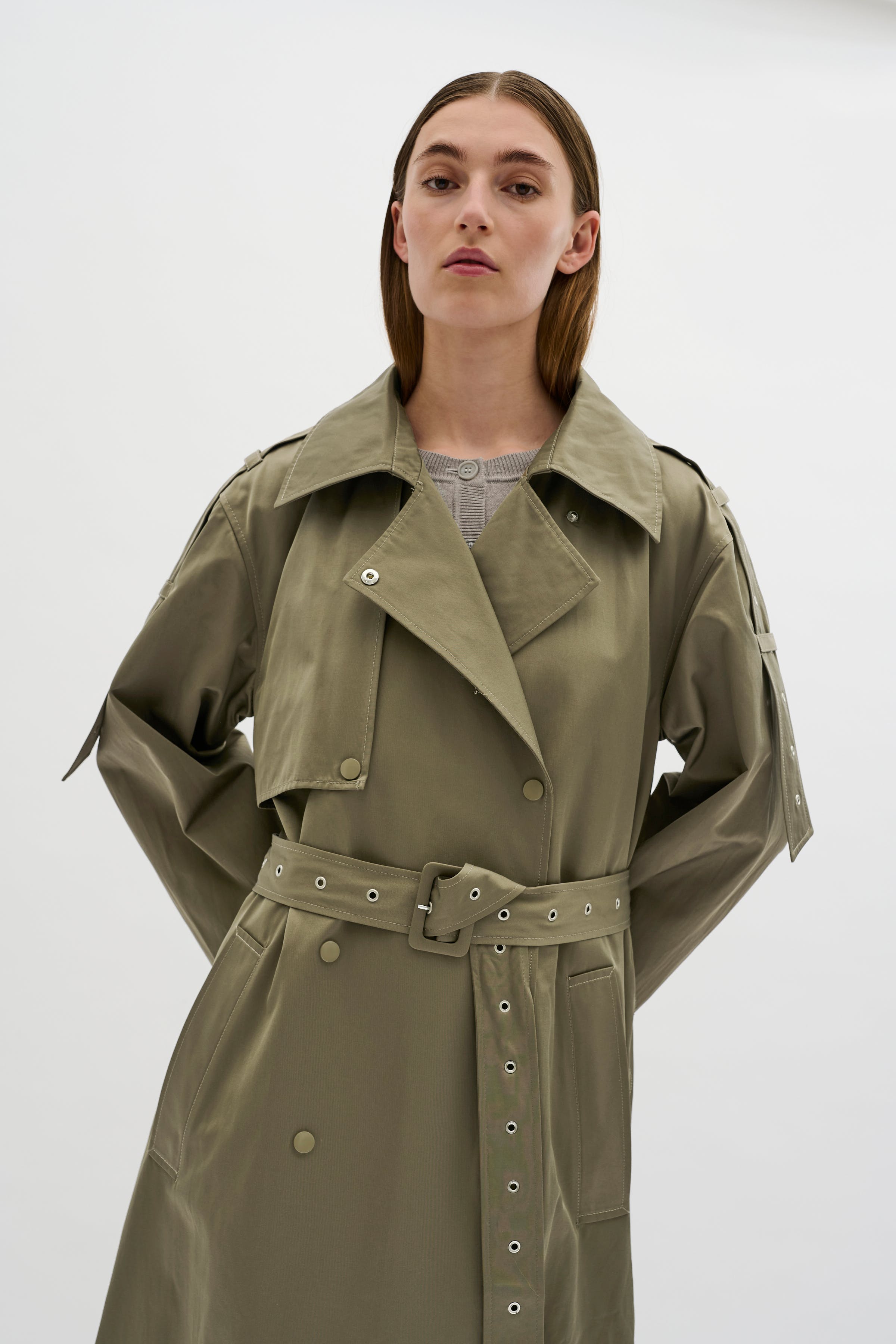 KBTitte Trenchcoat LOOKBOOK FRONT 10105285-181110