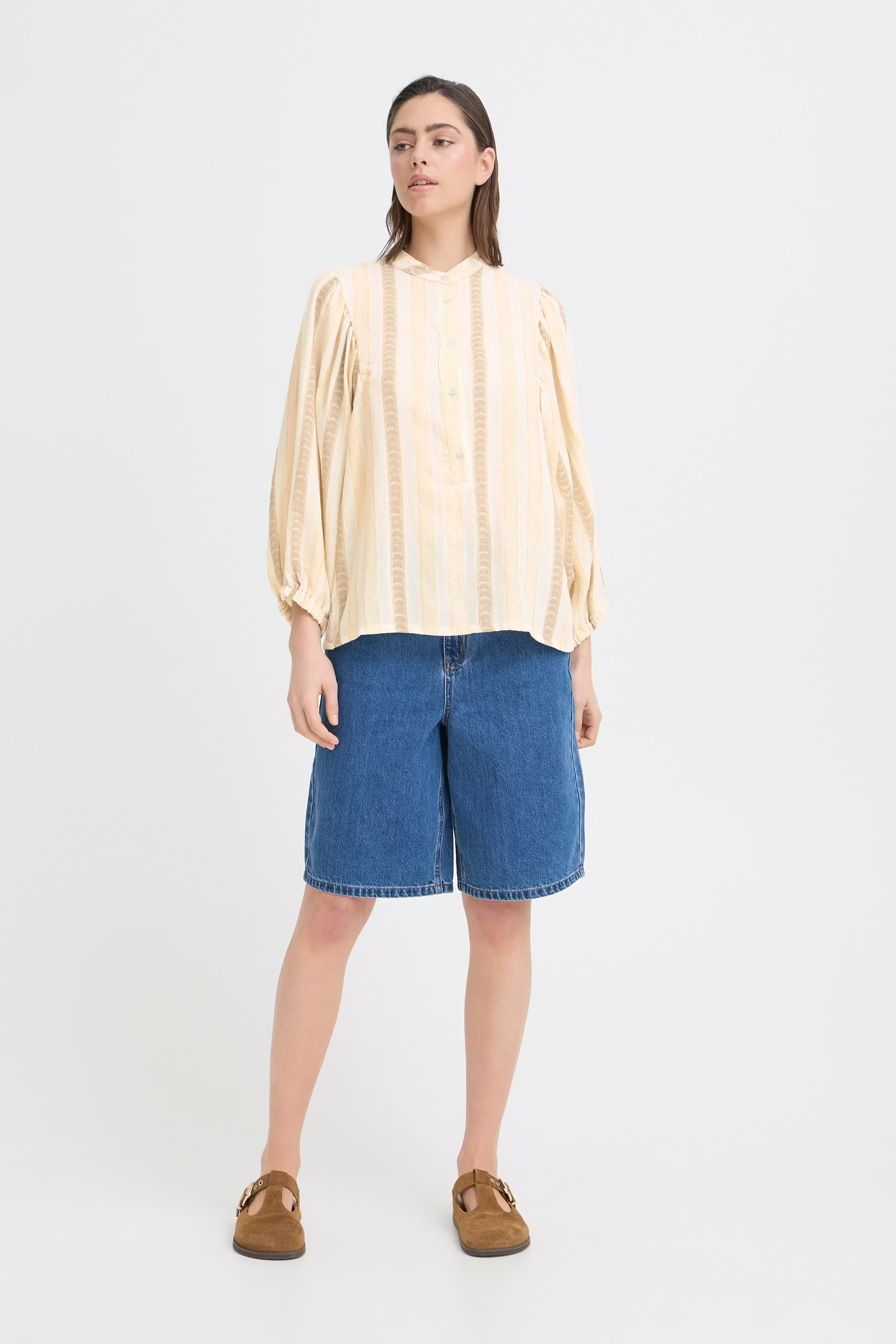 PZBETTY Bluse LOOKBOOK FRONT 50210352-900006030