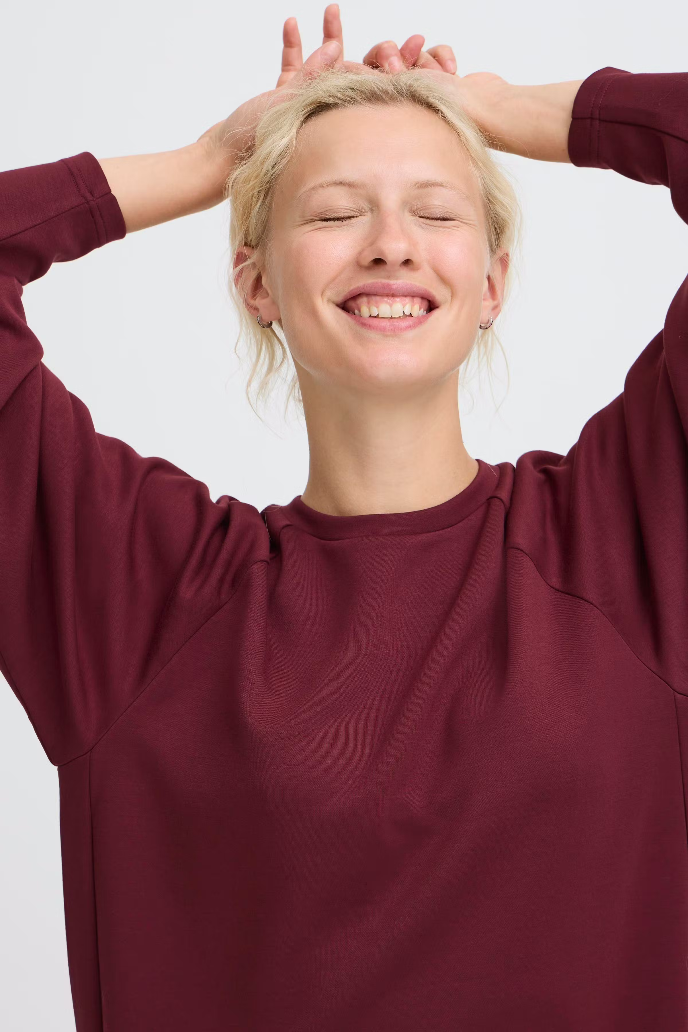 BYPUSTI Klänning LOOKBOOK DETAIL 20818050-191627