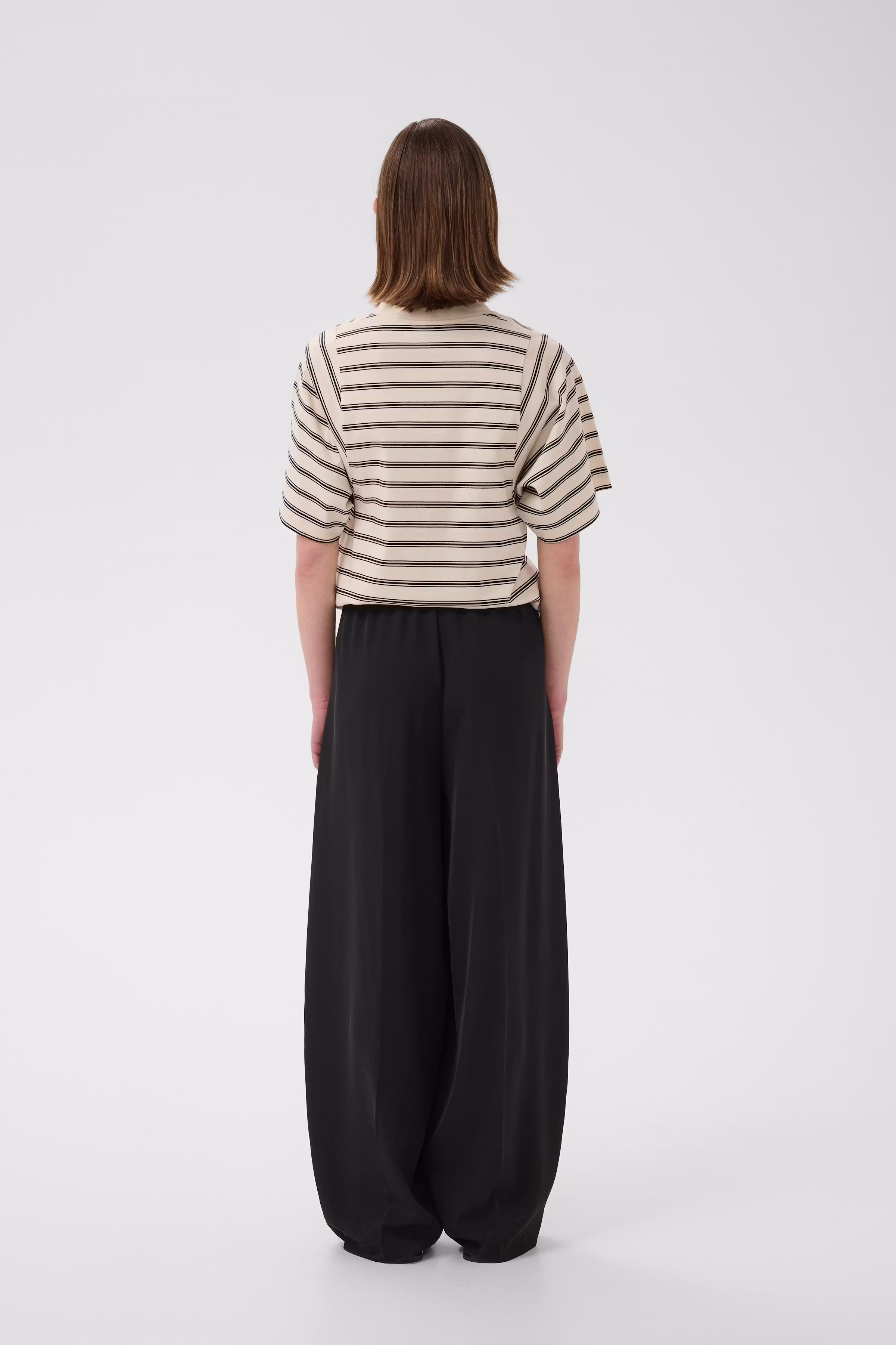 QAILEYIW Trousers LOOKBOOK BACK 30112671-194008