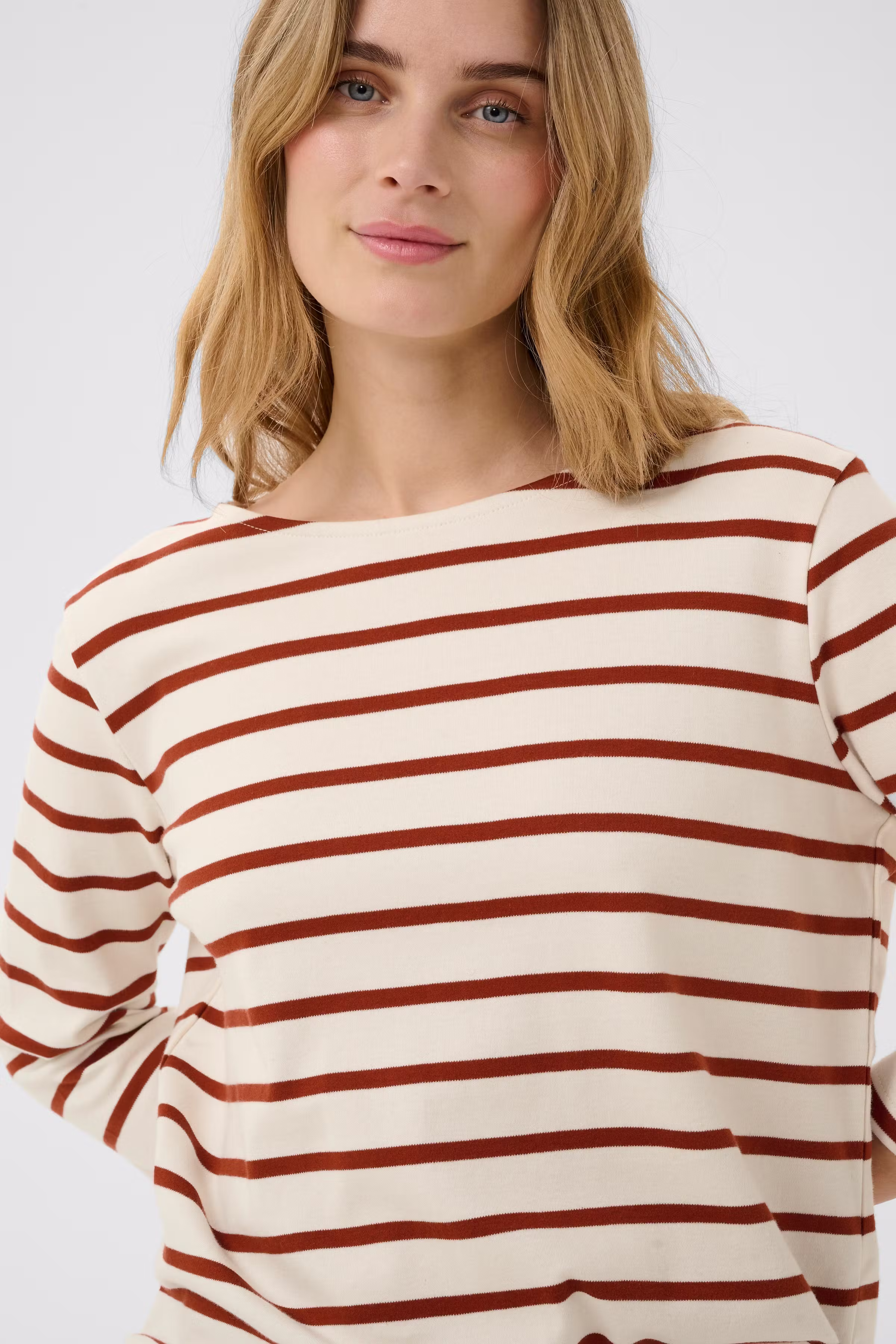 NelaPW T-shirt LOOKBOOK DETAIL 30309864-305146