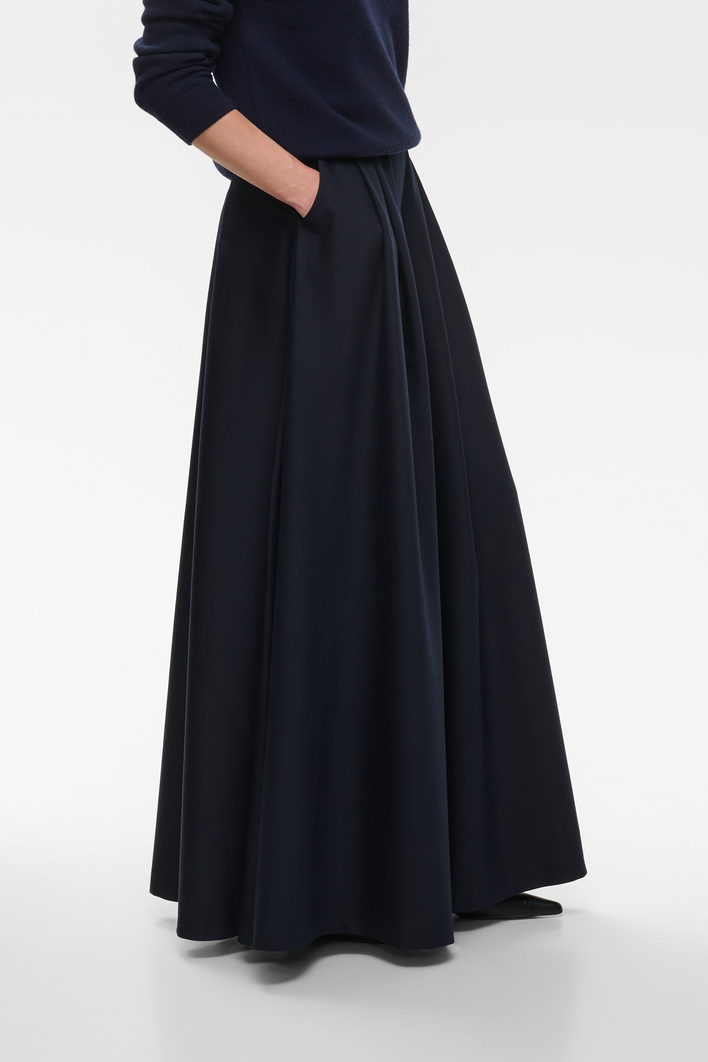 IOSusanna Skirt LOOKBOOK FRONT 30600438-BL900