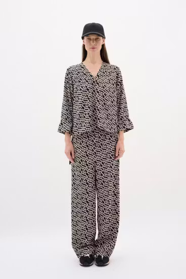 AileyIW Kasket LOOKBOOK FRONT 30110711-194008