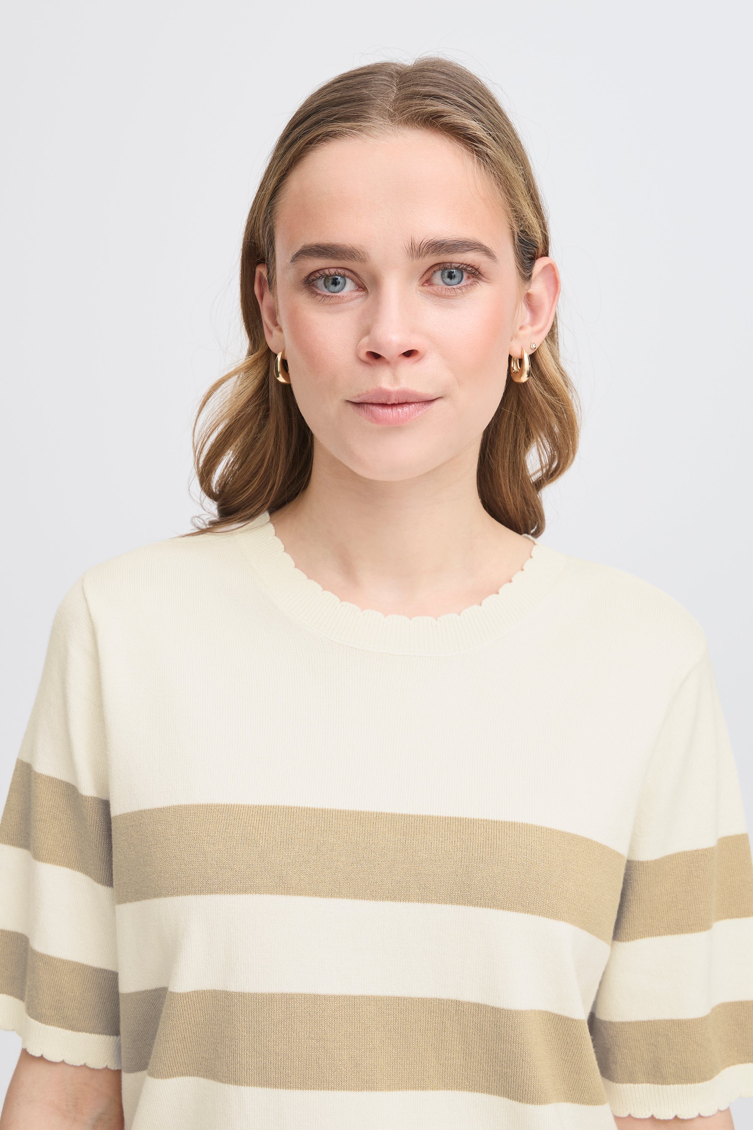 FRCONTRAST Pullover LOOKBOOK DETAIL 20616246-205442