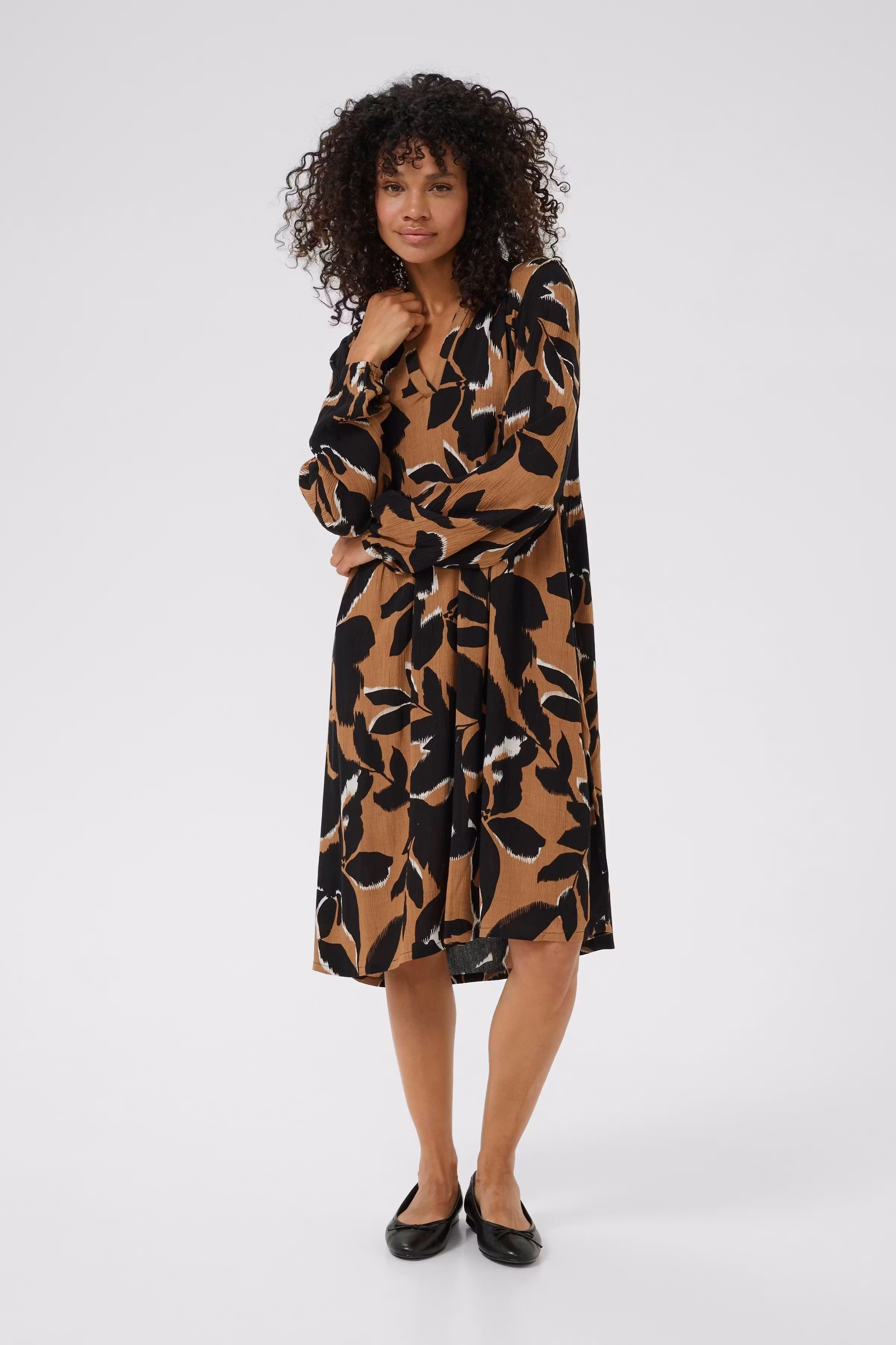 KAlisette Dress LOOKBOOK FRONT 10510736-108791