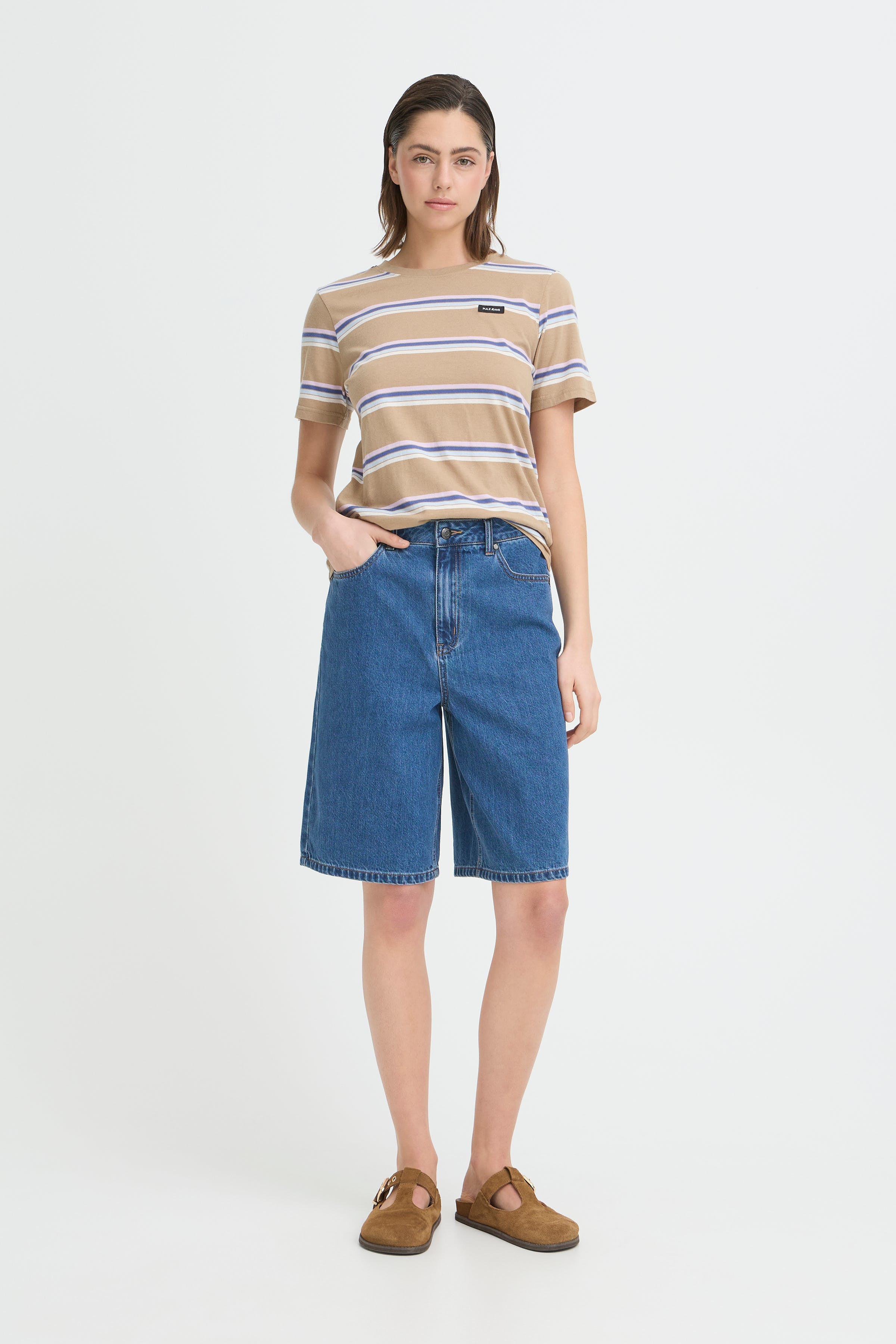 PZBRIDGET Shorts LOOKBOOK FRONT 50210409-200005