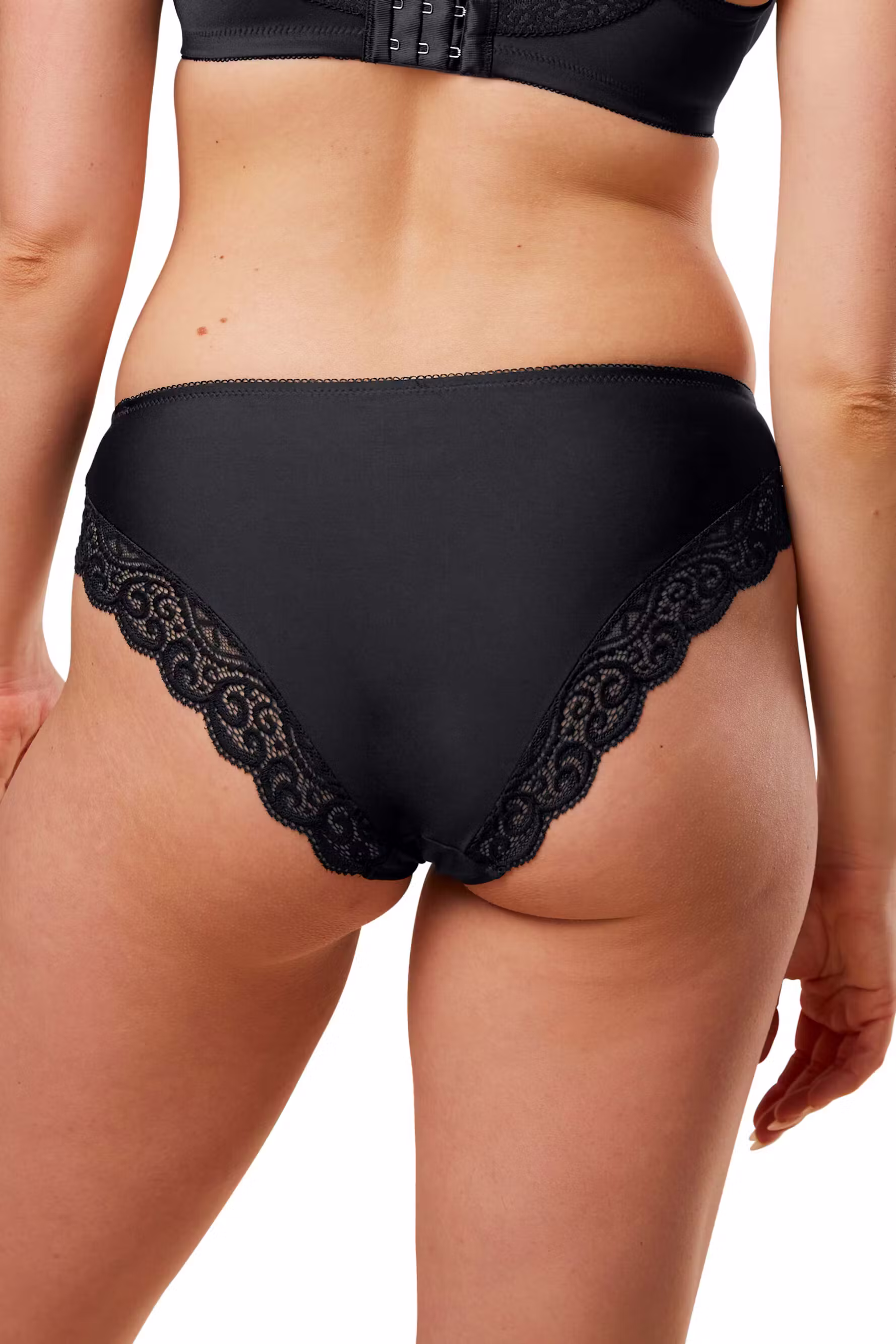 Amourette Trusser LOOKBOOK BACK 40500271-T0004