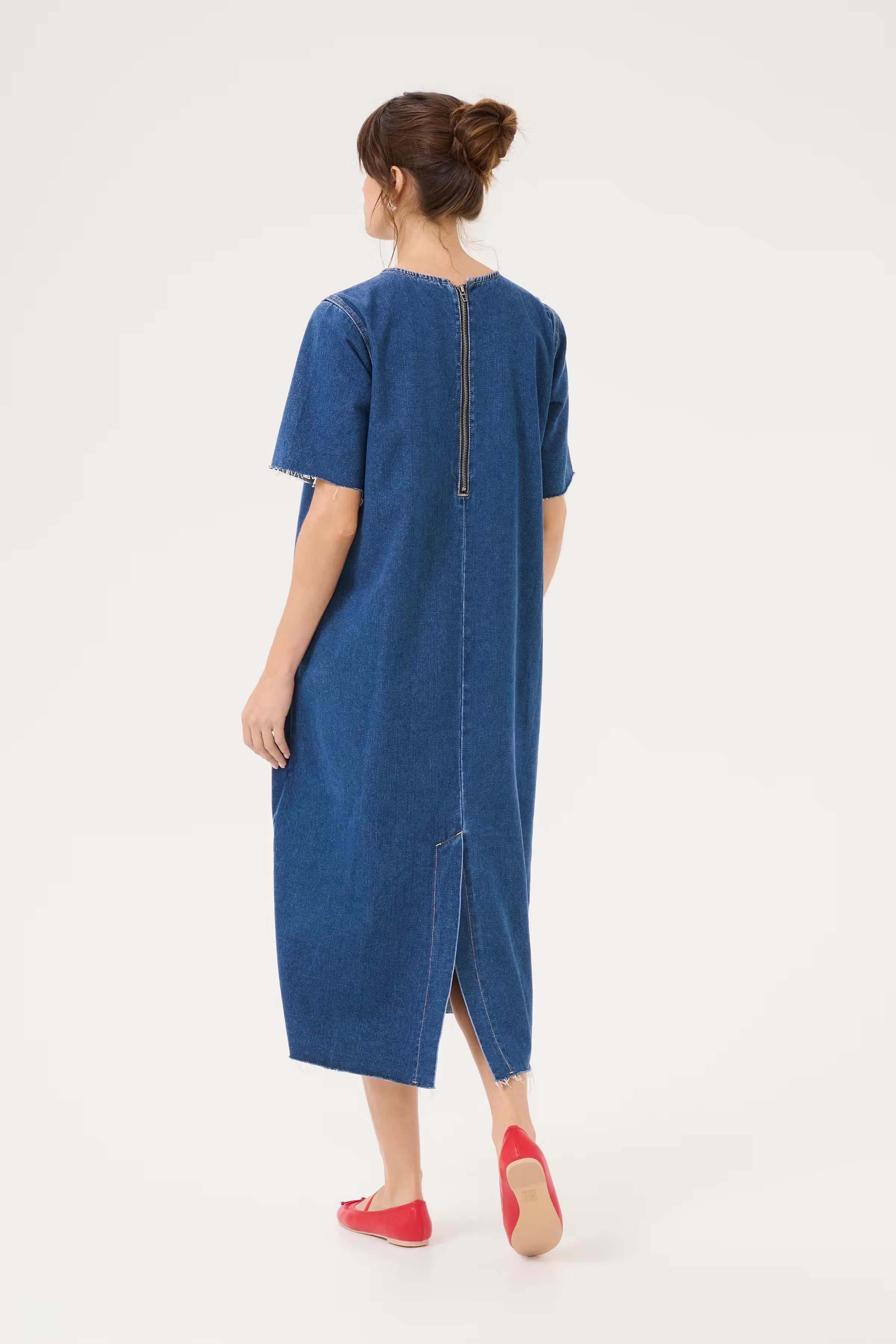 CUevea Kjole LOOKBOOK BACK 50111377-500028