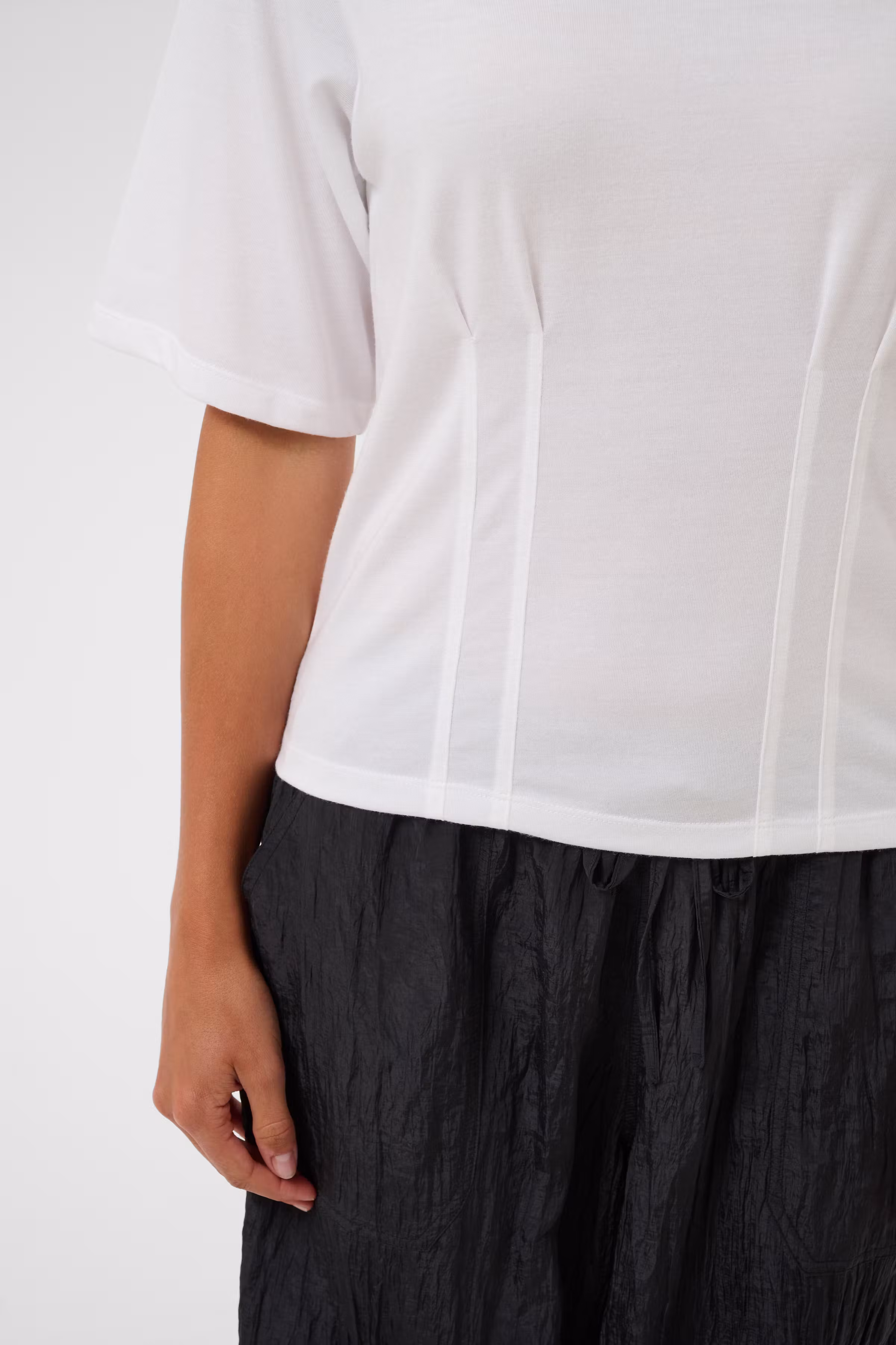 KAlise T-shirt LOOKBOOK DETAIL 10512212-110601